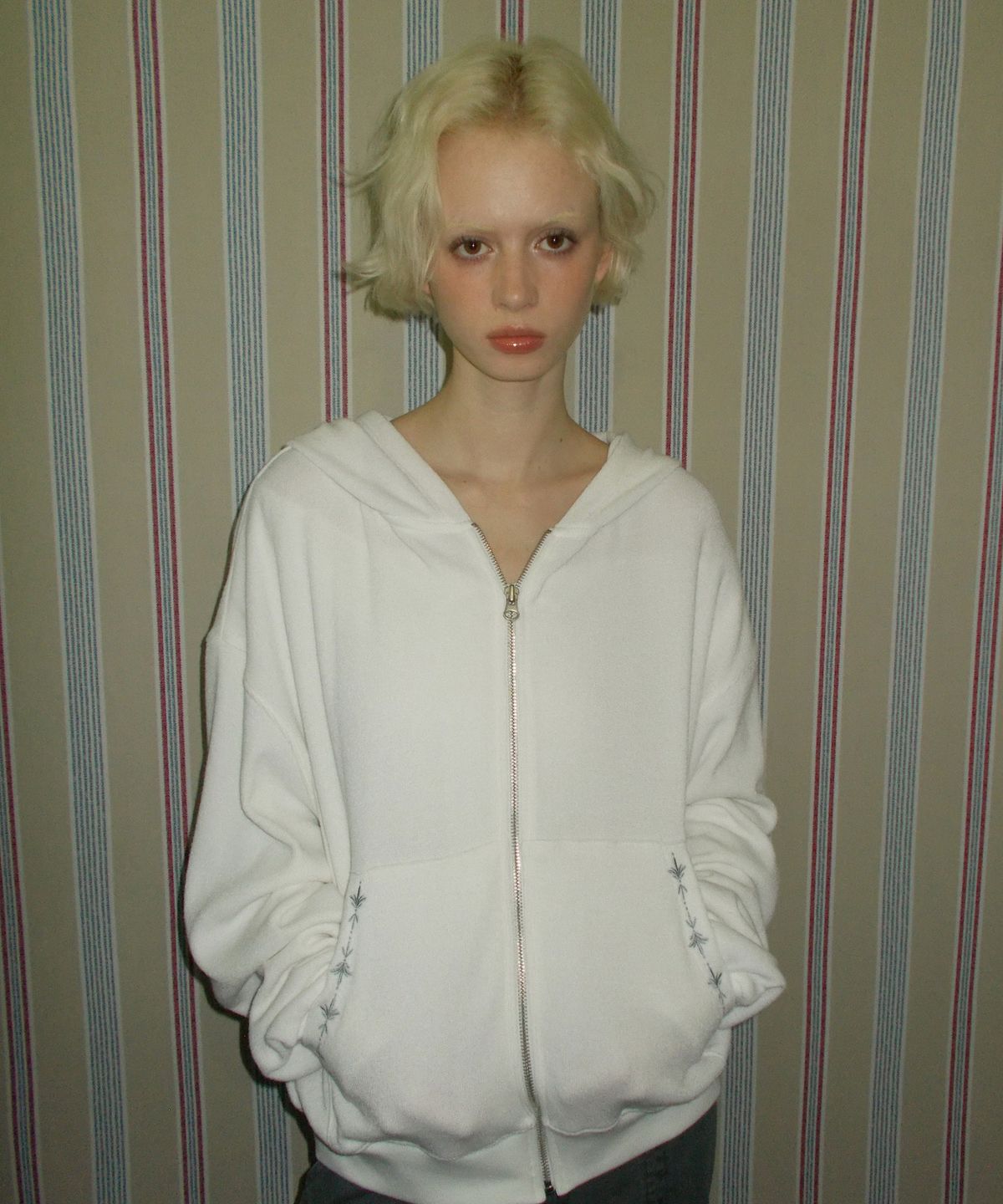 큐리티(CURETTY) C HOODED KNIT ZIP-UP_WHITE