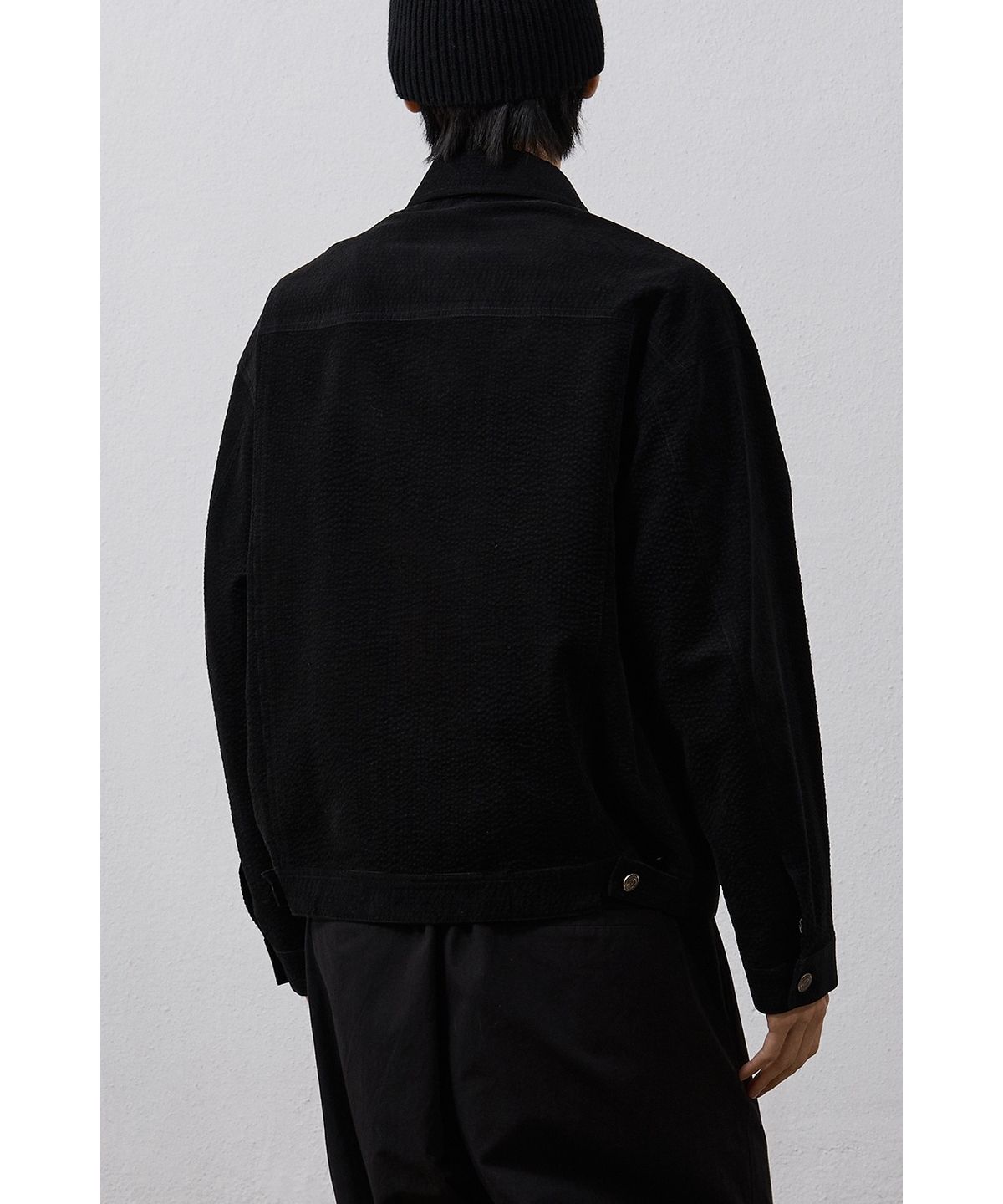 유스(YOUTH) Corduroy Textured Jacket - Black