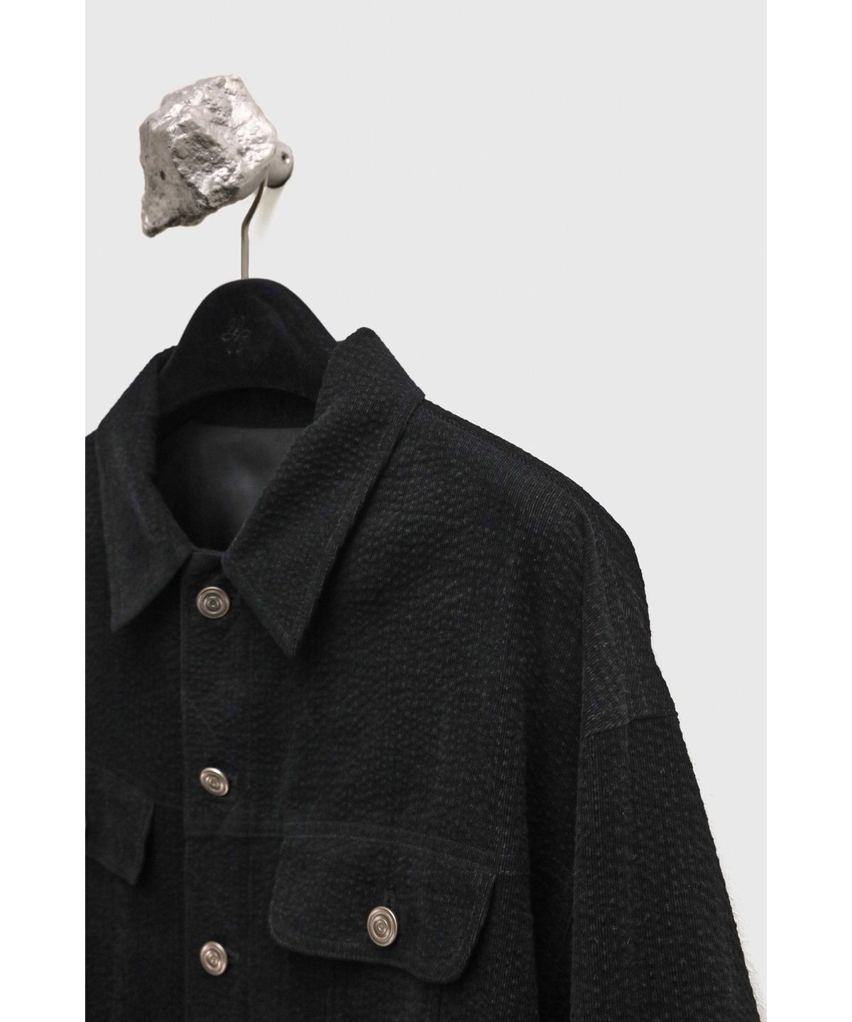 유스(YOUTH) Corduroy Textured Jacket - Black