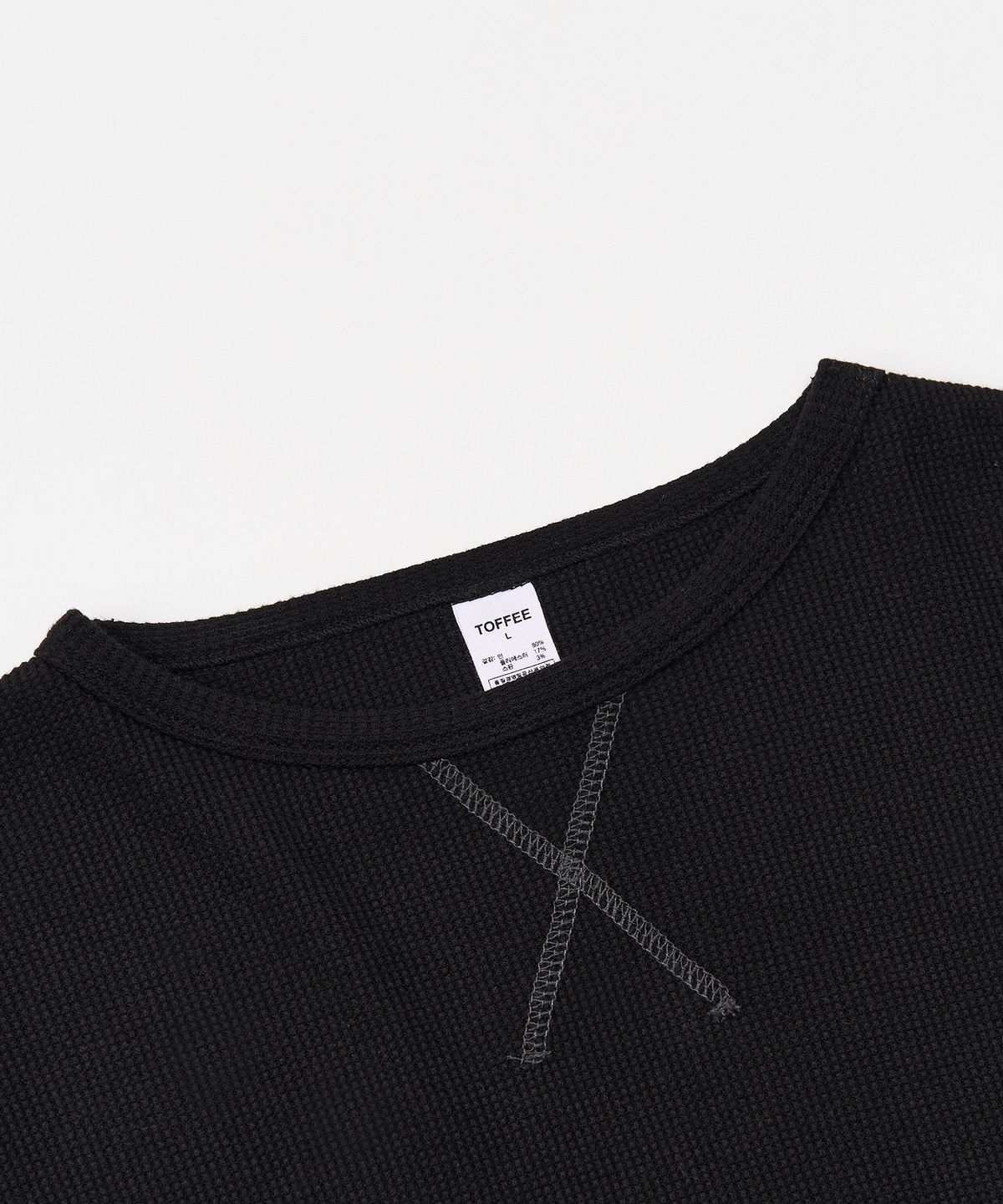토피(TOFFEE) 스티치 와플 롱 슬리브 (BLACK)