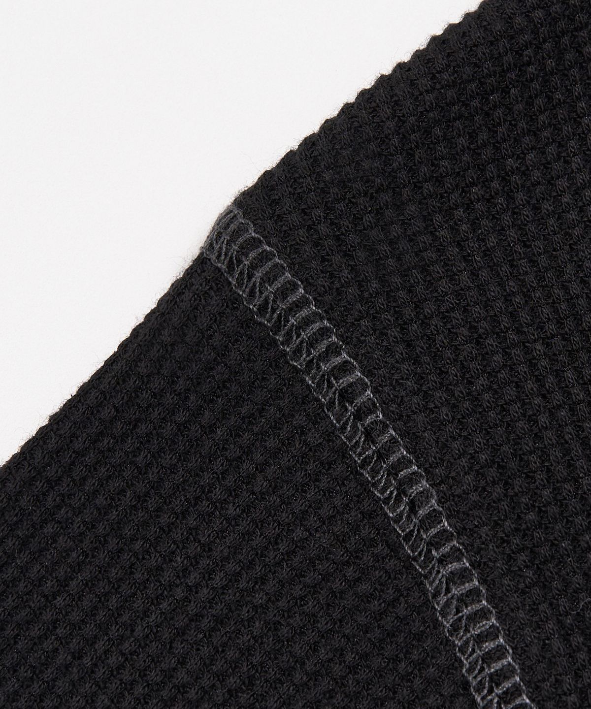 토피(TOFFEE) 스티치 와플 롱 슬리브 (BLACK)