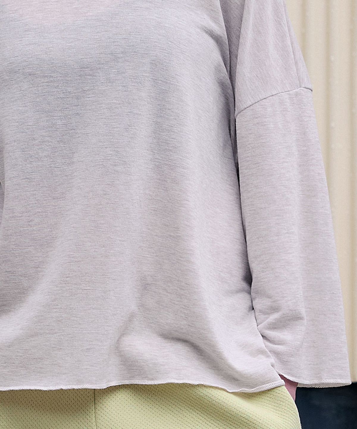 데비웨어(DEVIWEAR) 시어 루즈 핏 티셔츠 DEVI-T0131-멜란지그레이