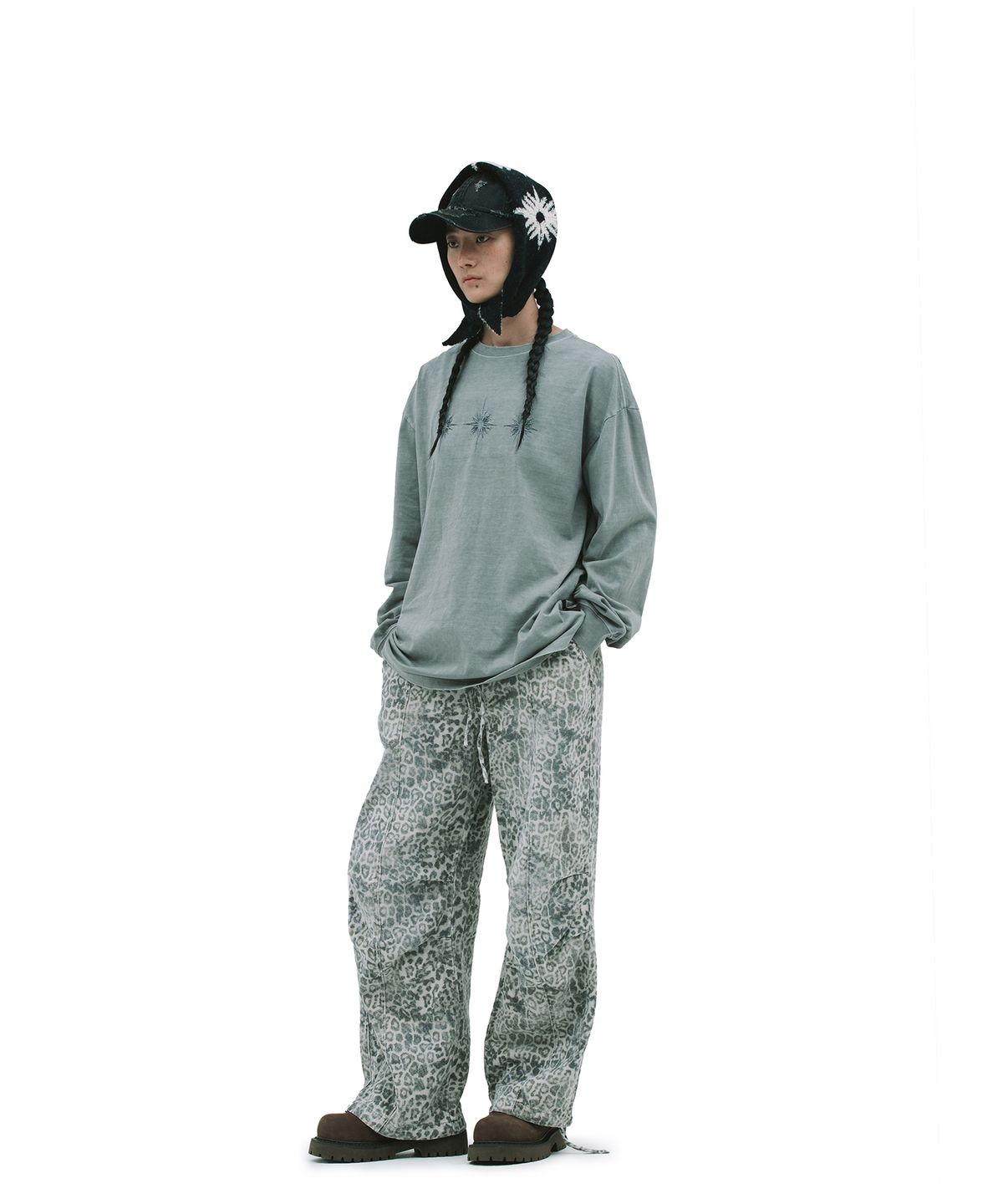 데프가먼츠(DEFGARMENTS) NEEDLE STITCH LONG SLEEVE [GRAY]