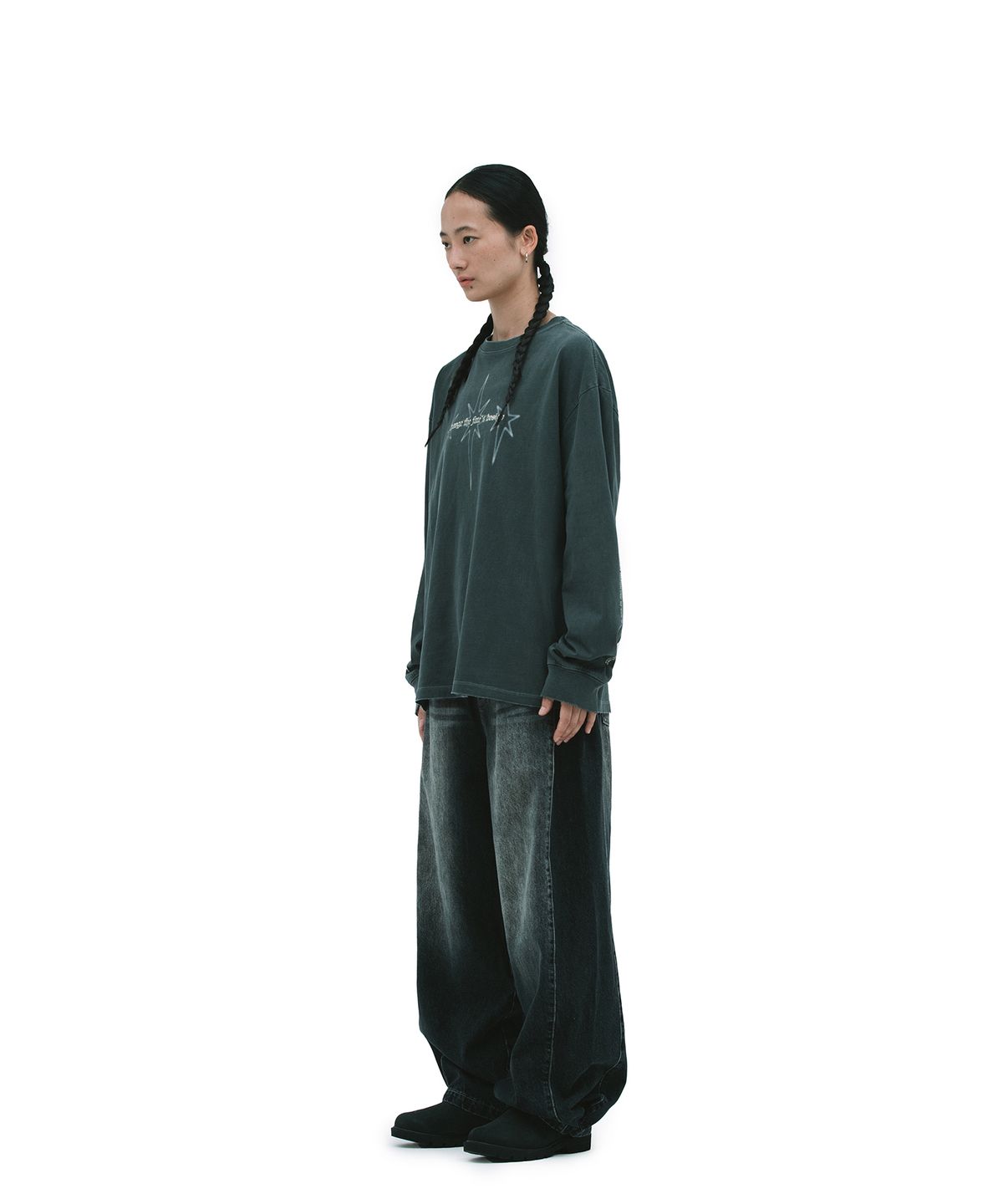 데프가먼츠(DEFGARMENTS) LIGHTNING LONG SLEEVE [CHARCOAL]
