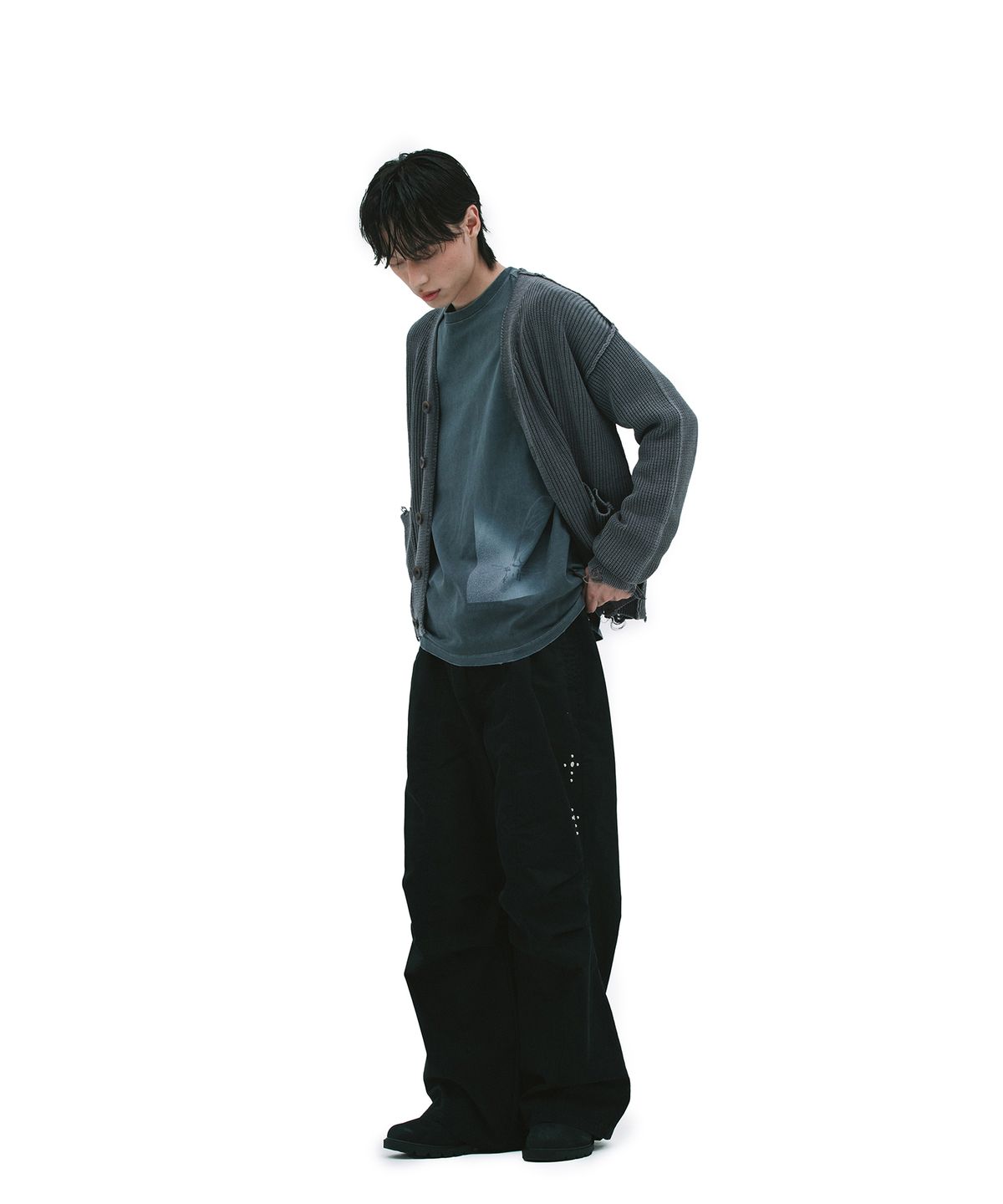 데프가먼츠(DEFGARMENTS) BUTTERFLY LONG SLEEVE [NAVY CHARCOAL]