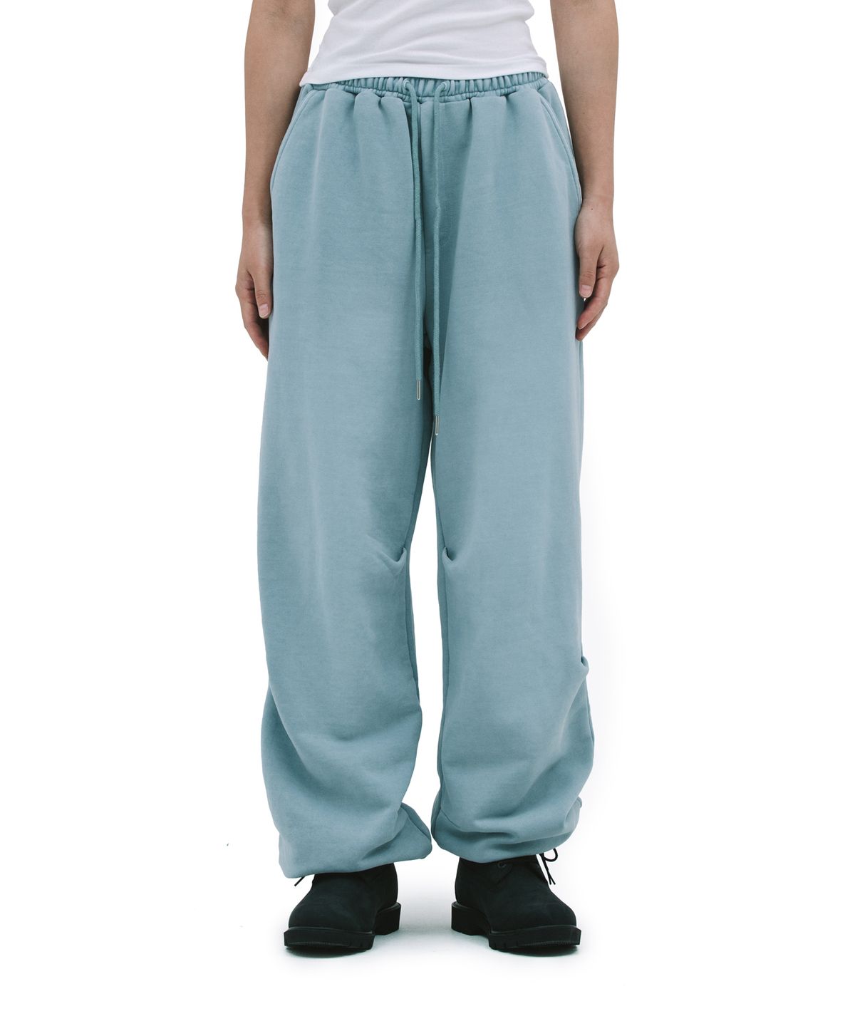 데프가먼츠(DEFGARMENTS) PIG BRUSHED SWEAT PANTS [SKY BLUE]