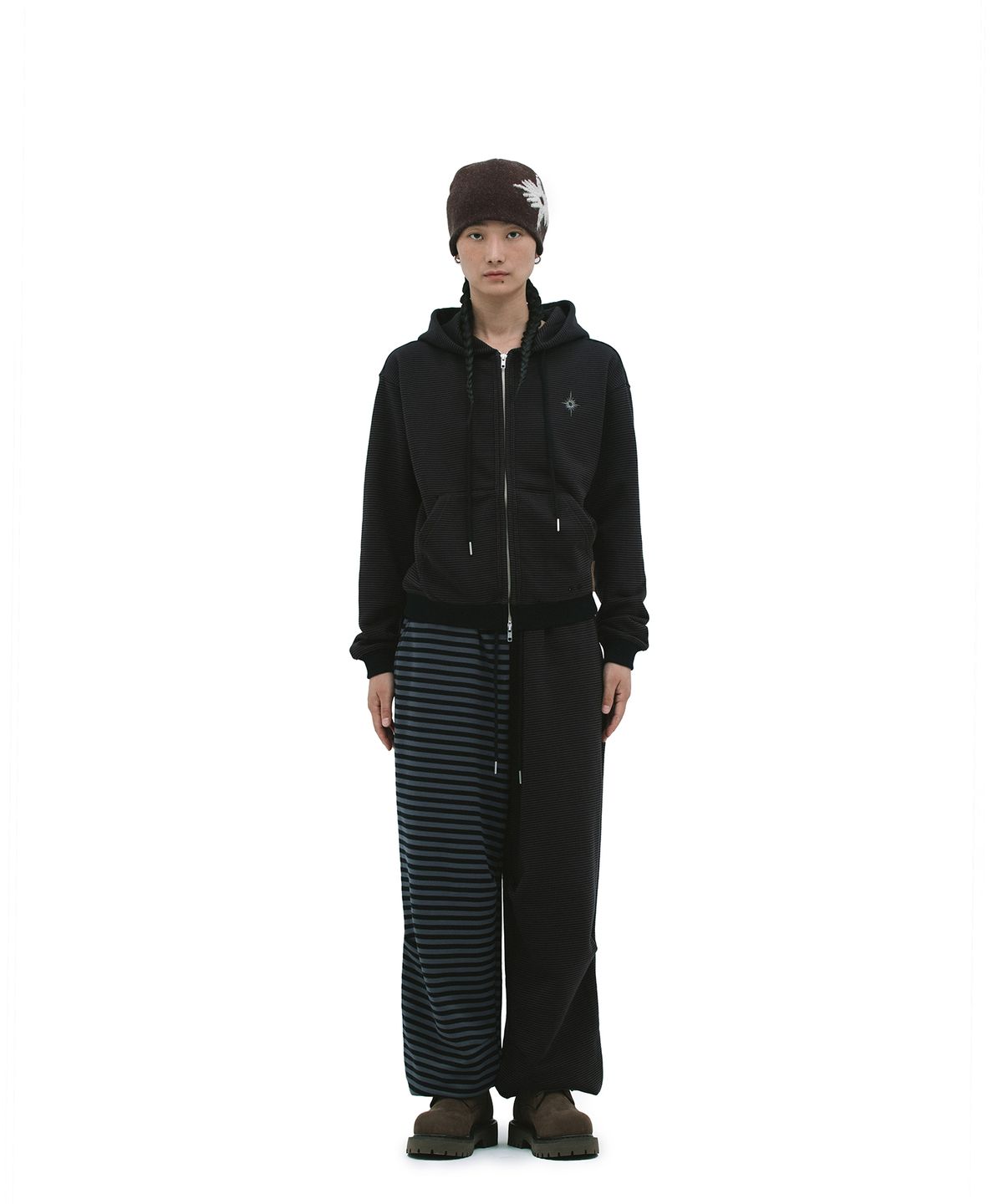 데프가먼츠(DEFGARMENTS) STRIPE HOOD ZIP UP [BROWN]