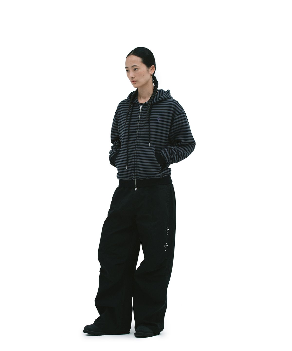 데프가먼츠(DEFGARMENTS) STRIPE HOOD ZIP UP [BLACK]
