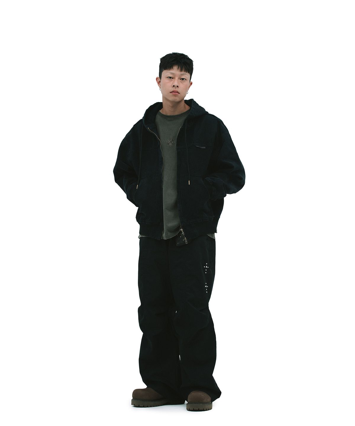 데프가먼츠(DEFGARMENTS) STUD PARACHUTE PANTS [BLACK]