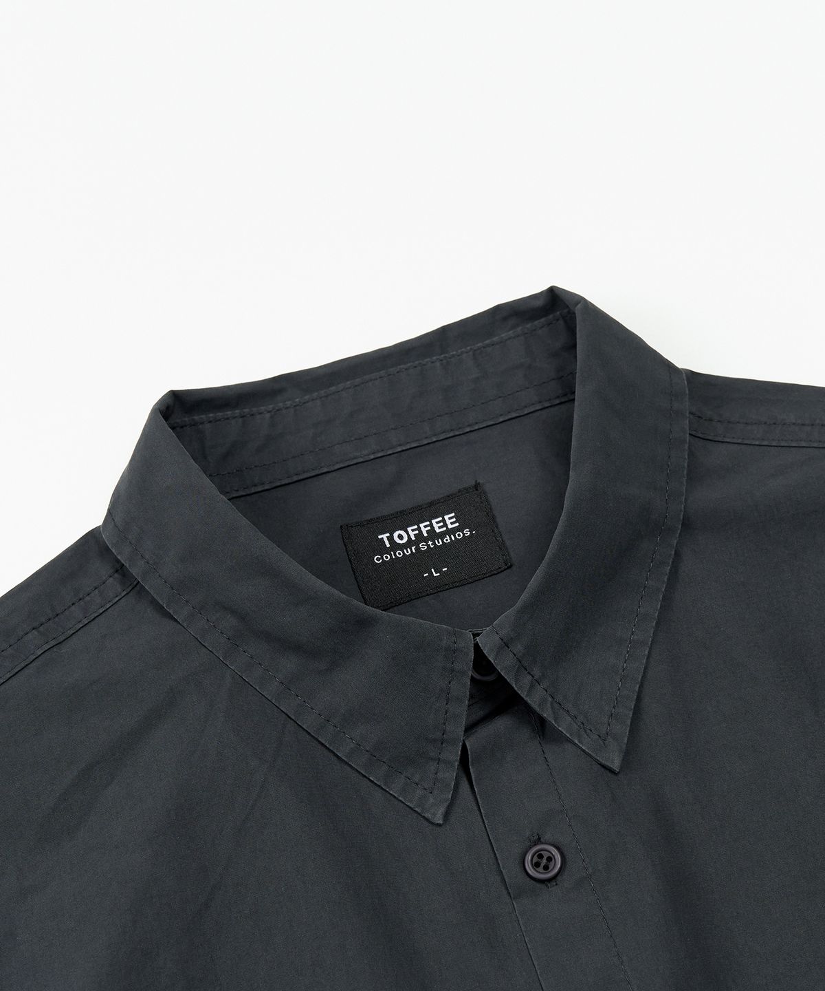 토피(TOFFEE) 포켓 크롭 셔츠 (NAVY)