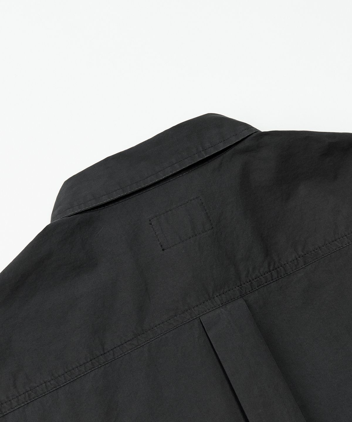 토피(TOFFEE) 포켓 크롭 셔츠 (BLACK)