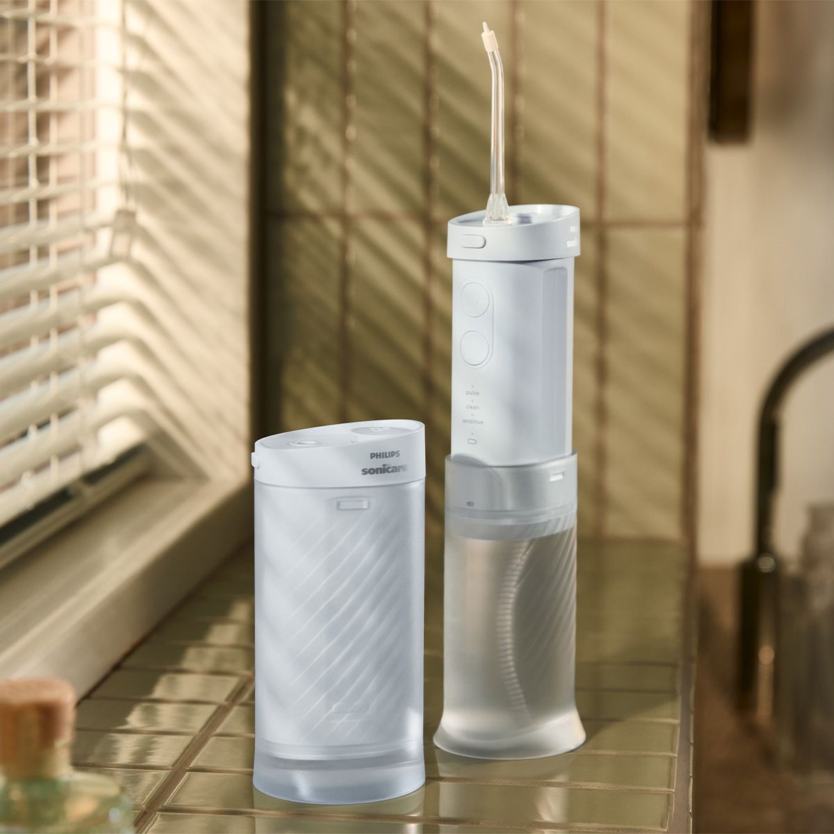 소닉케어(SONICARE) 콤팩트 플로서 1000 블루 HX3333/24