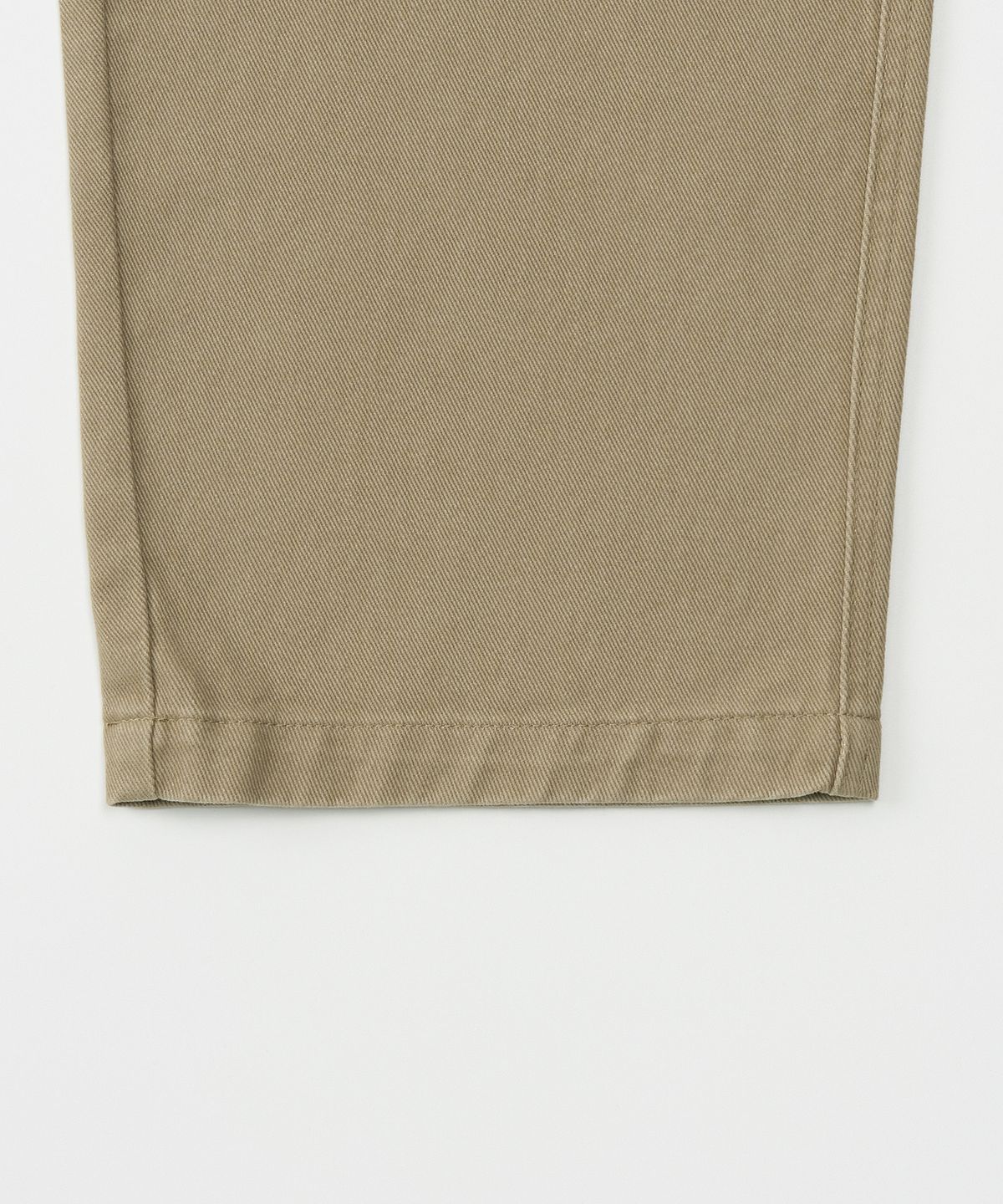토피(TOFFEE) 커브드 치노 팬츠 (BEIGE)