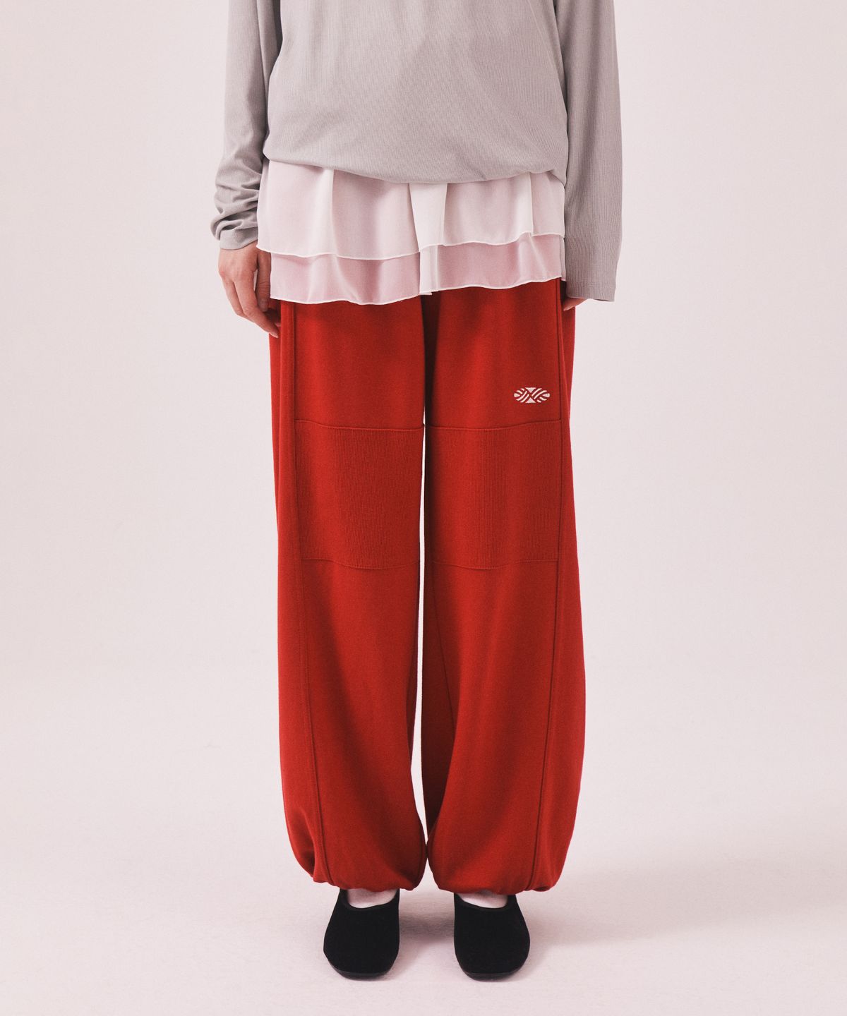 미나수(MENASOO) MNS Seoul Jogger Pants_Red