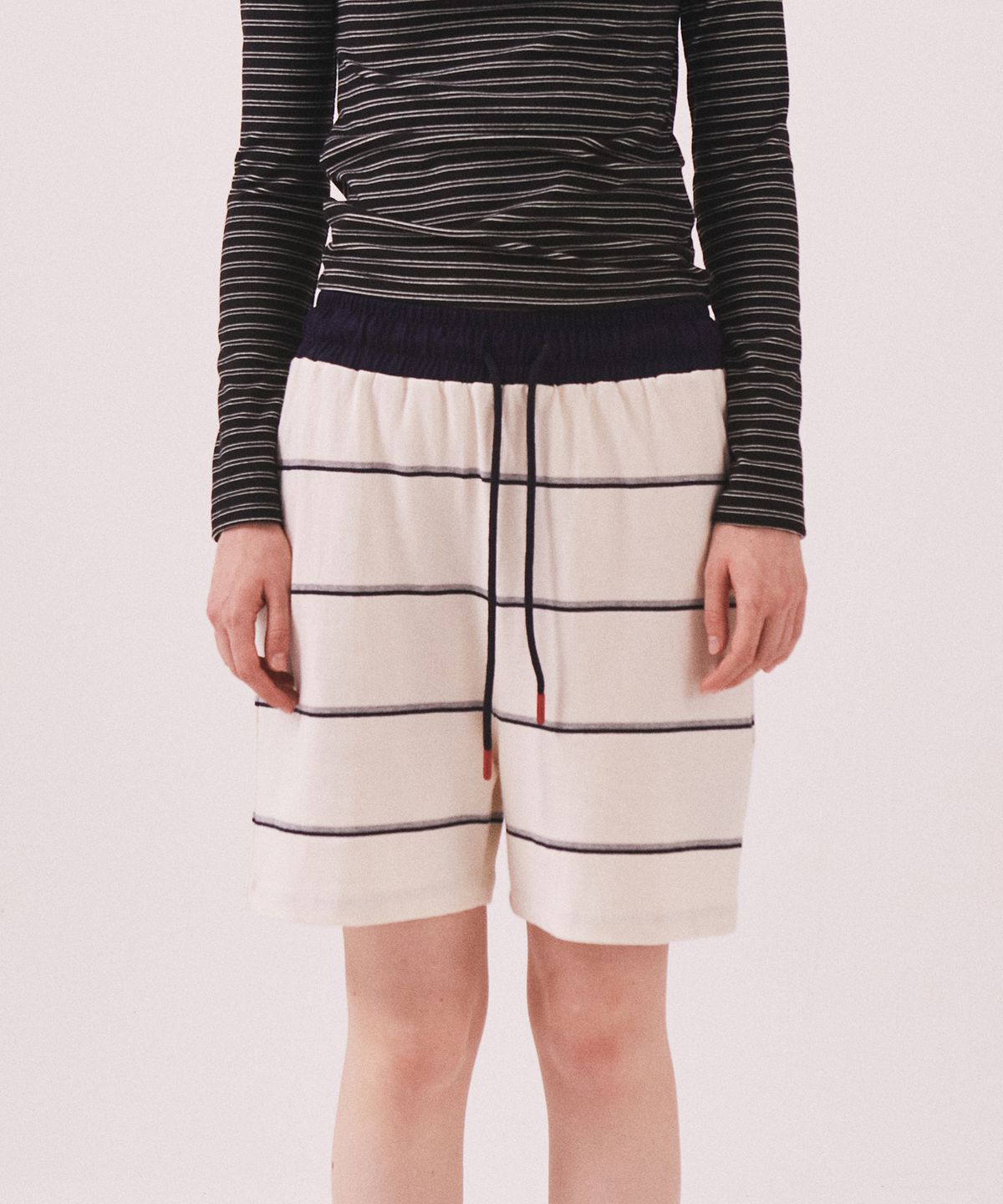 미나수(MENASOO) MNS Striped Cotton Half Pants_Ivory