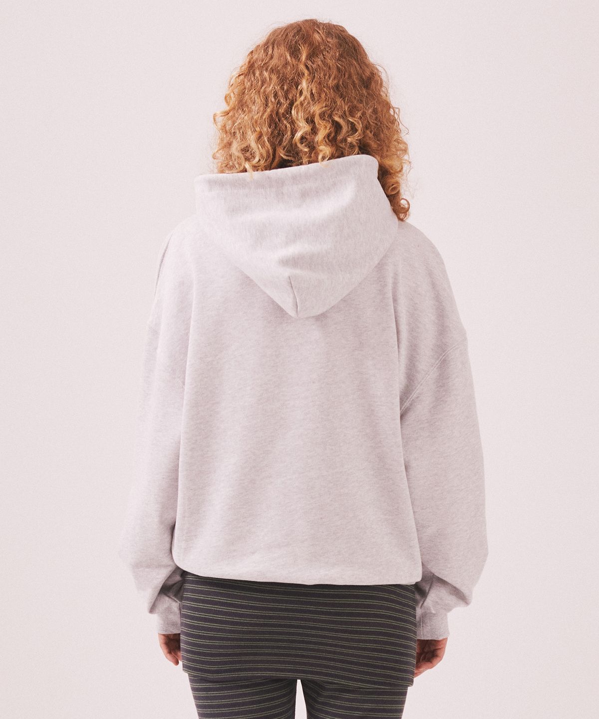 미나수(MENASOO) For Rest Run Basic Hoodie_White Melange