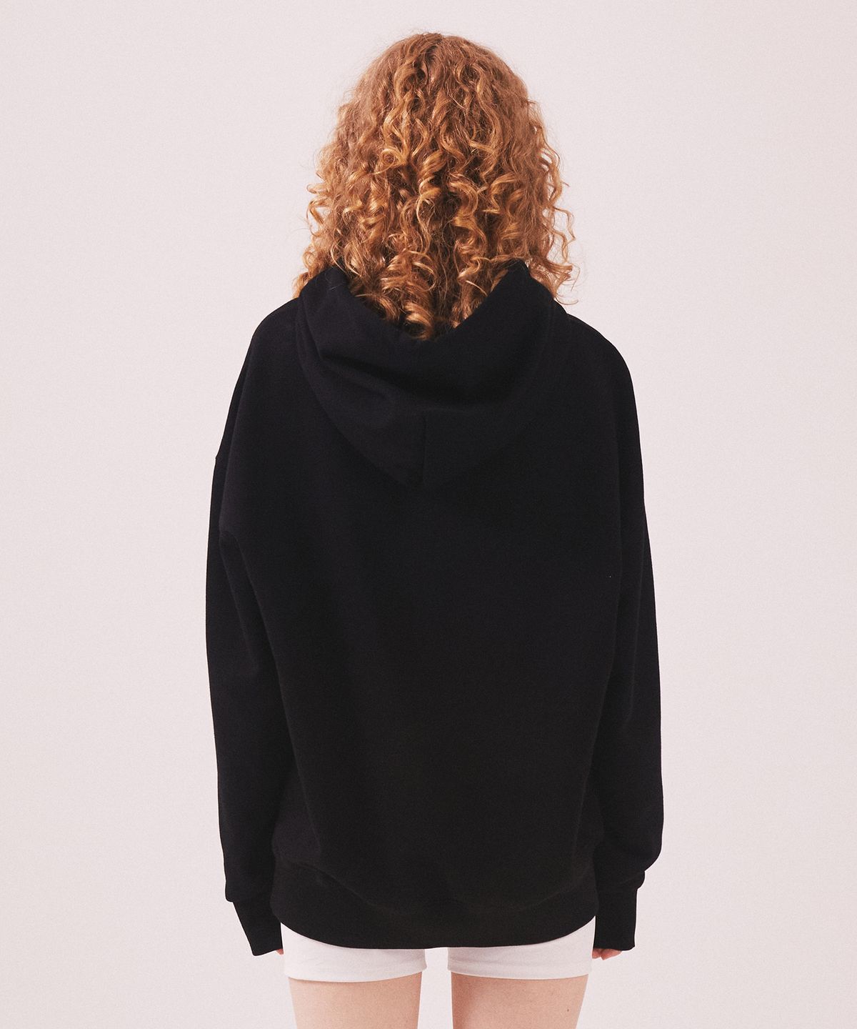 미나수(MENASOO) For Rest Run Basic Hoodie_Black