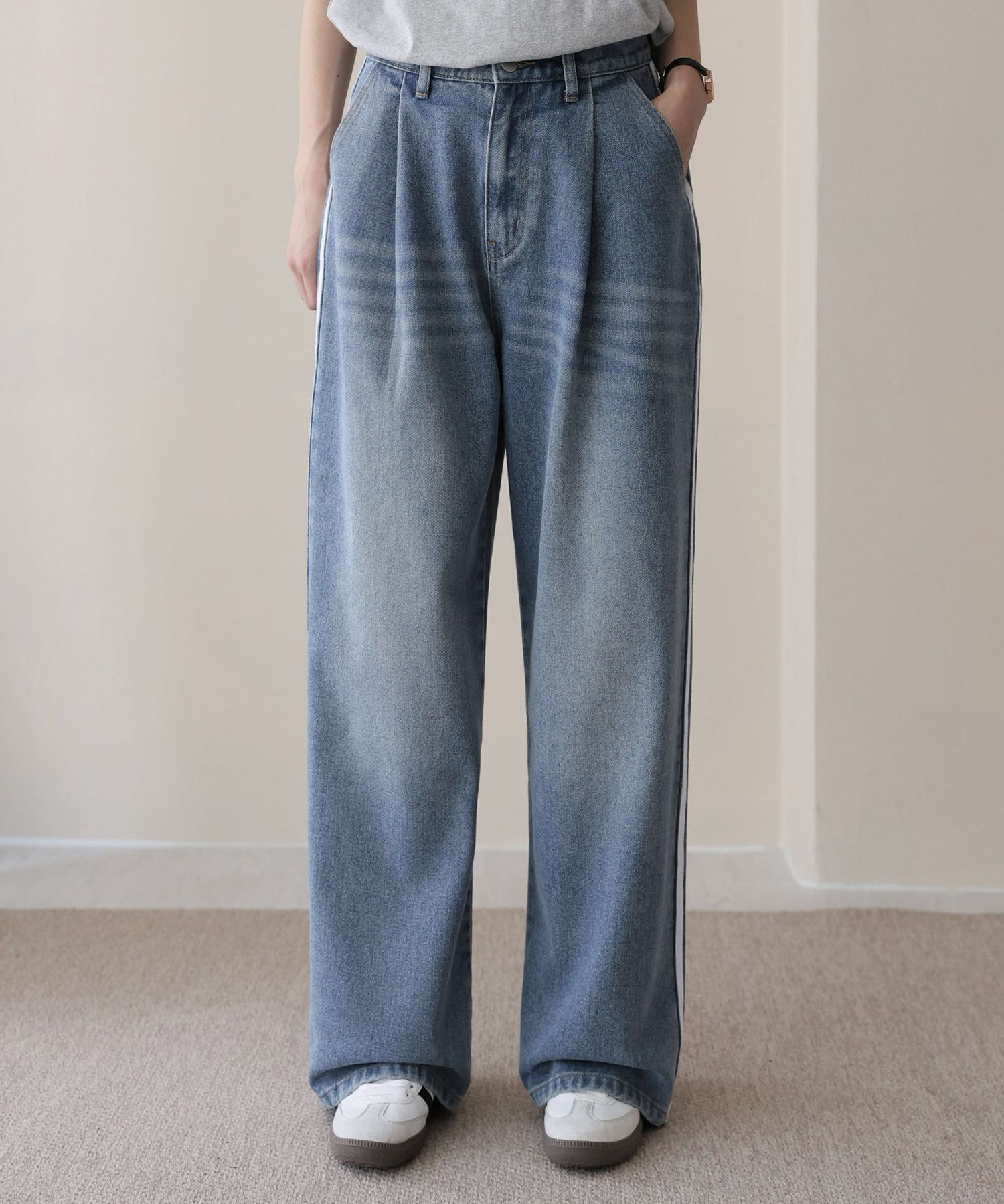 MUSINSA | BBAEBBAE [Additional Fleece] Pin-Tuck Side Two-Line Blue