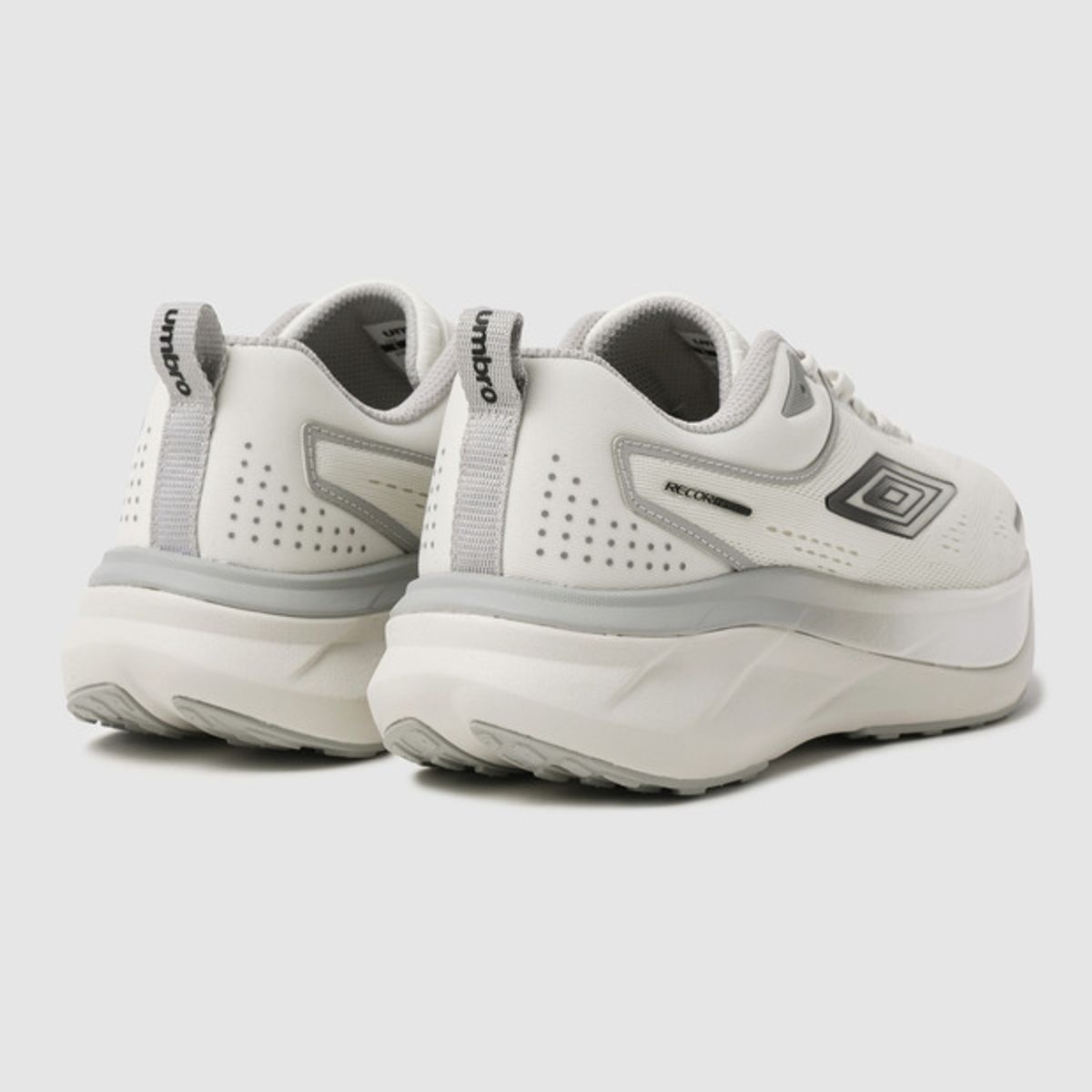 엄브로(UMBRO) RECORDRIVEN (레코드리븐) 화이트(UQ323RPR81)