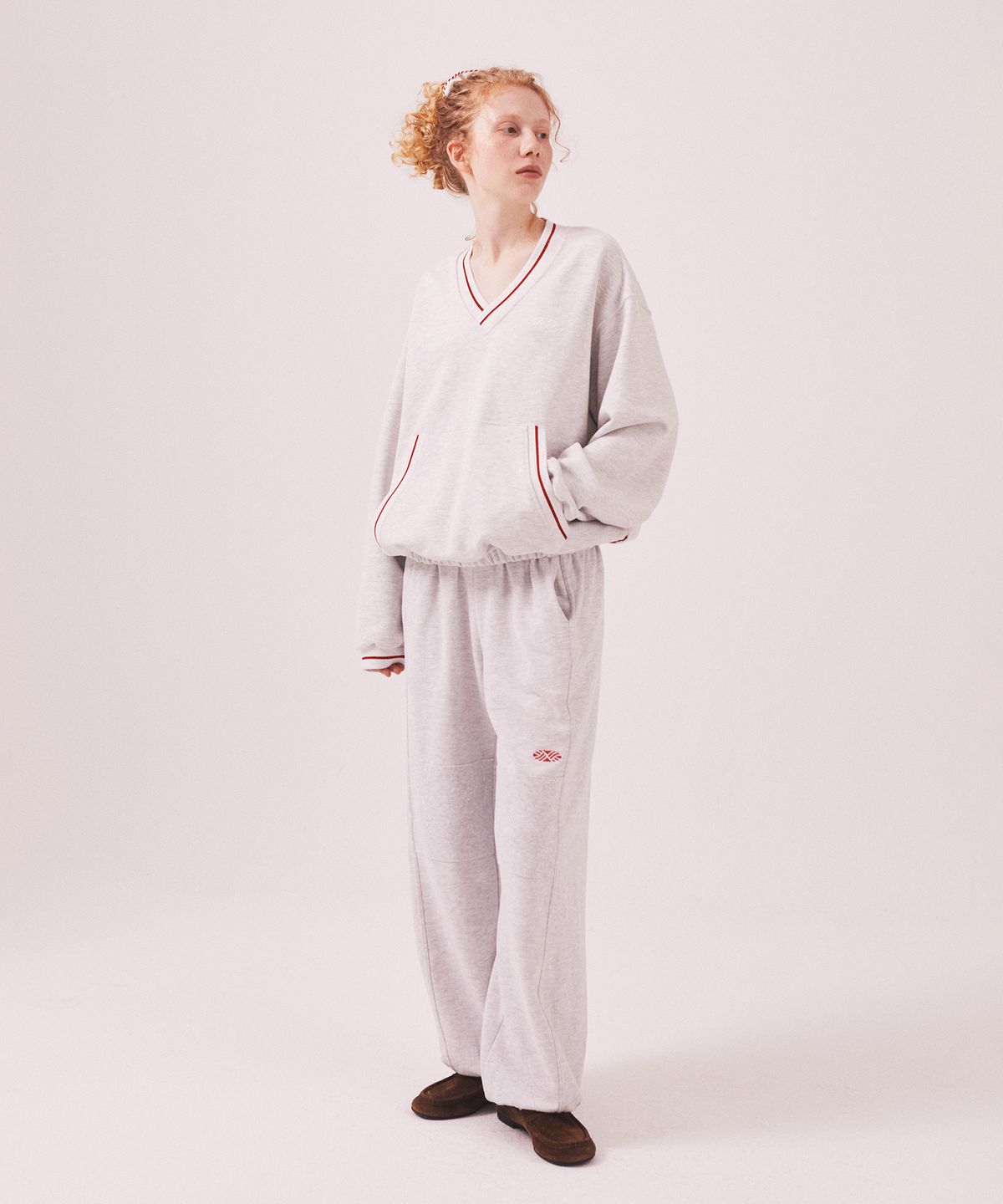 미나수(MENASOO) MNS Hard Cotton Vneck Sweatshirt_White Melange