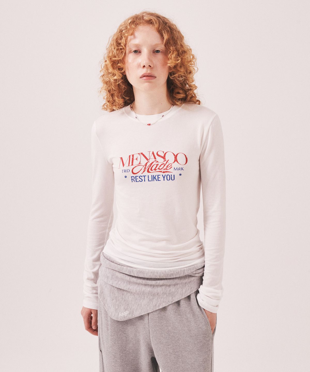 미나수(MENASOO) MNS Soft Fitted Long T Shirt_White