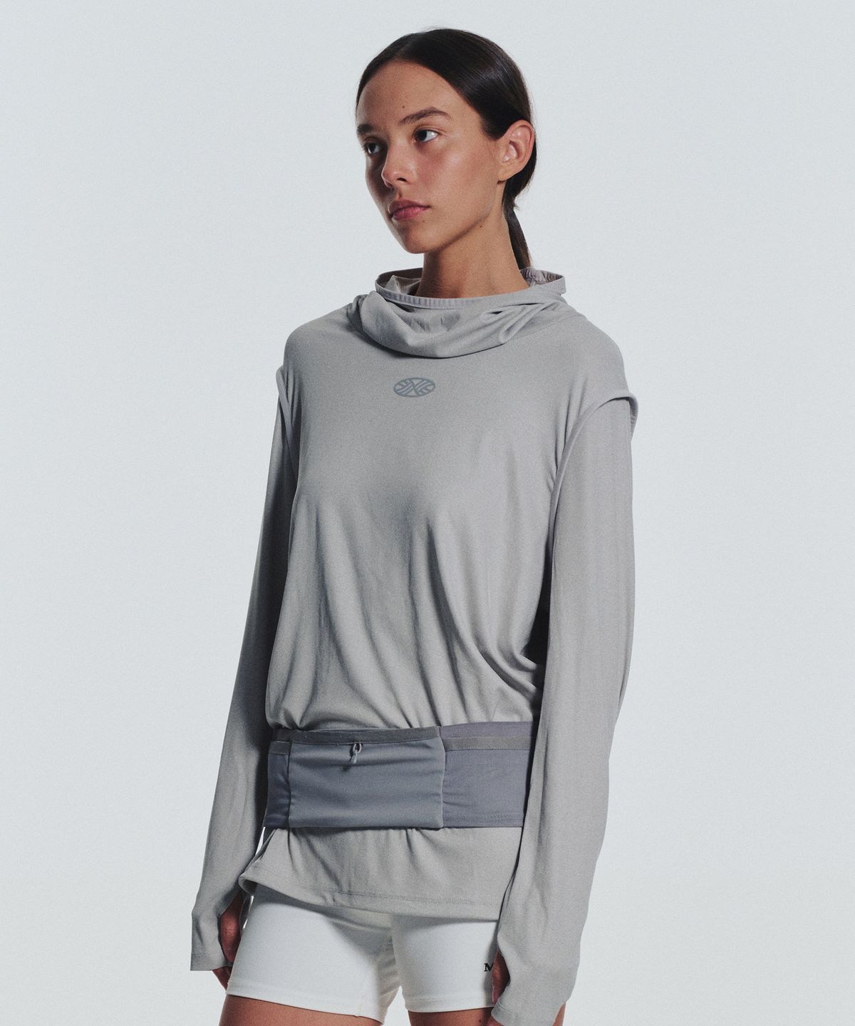 미나수(MENASOO) MNS Running Highneck Hoodie_Gray