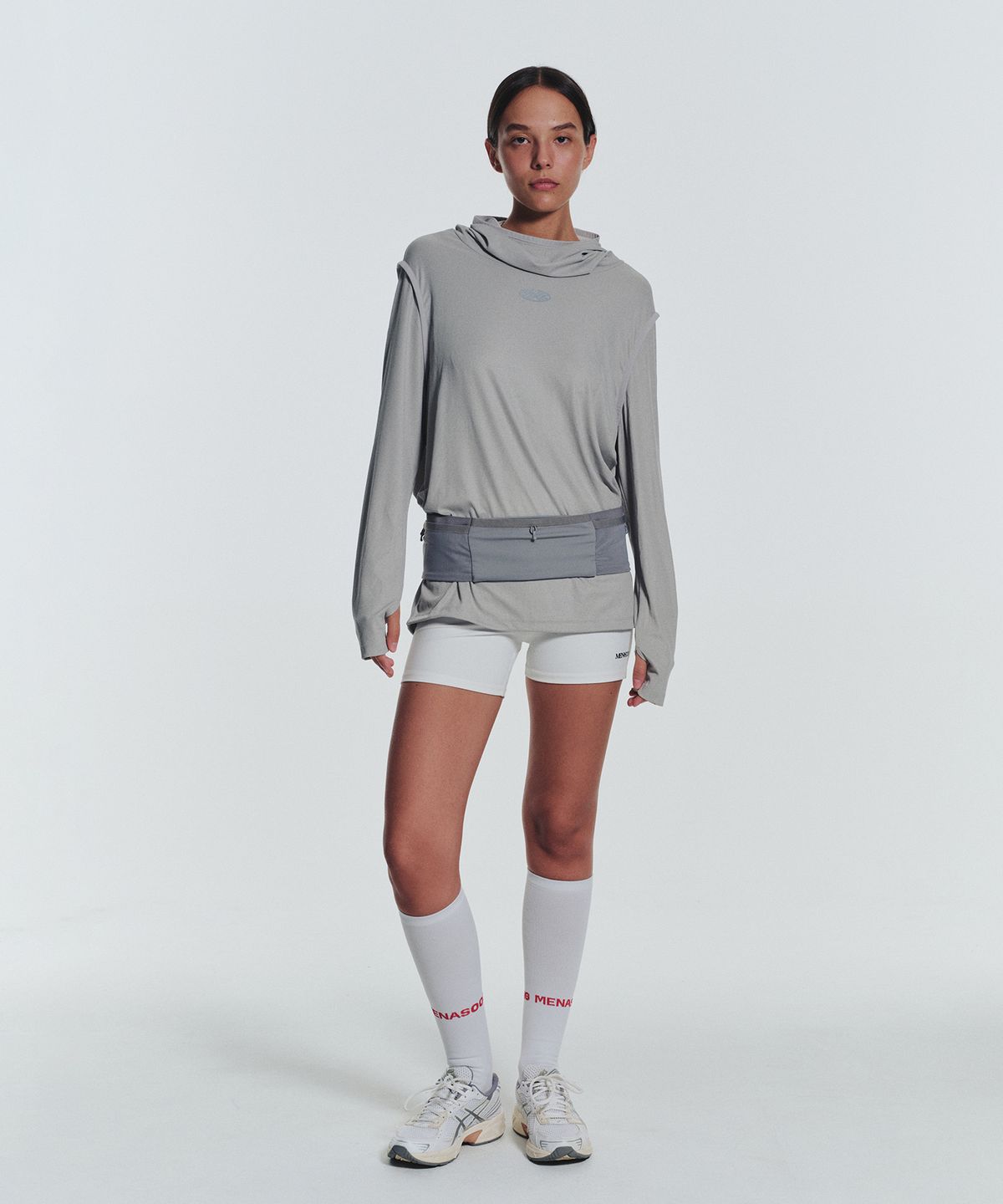 미나수(MENASOO) MNS Running Highneck Hoodie_Gray