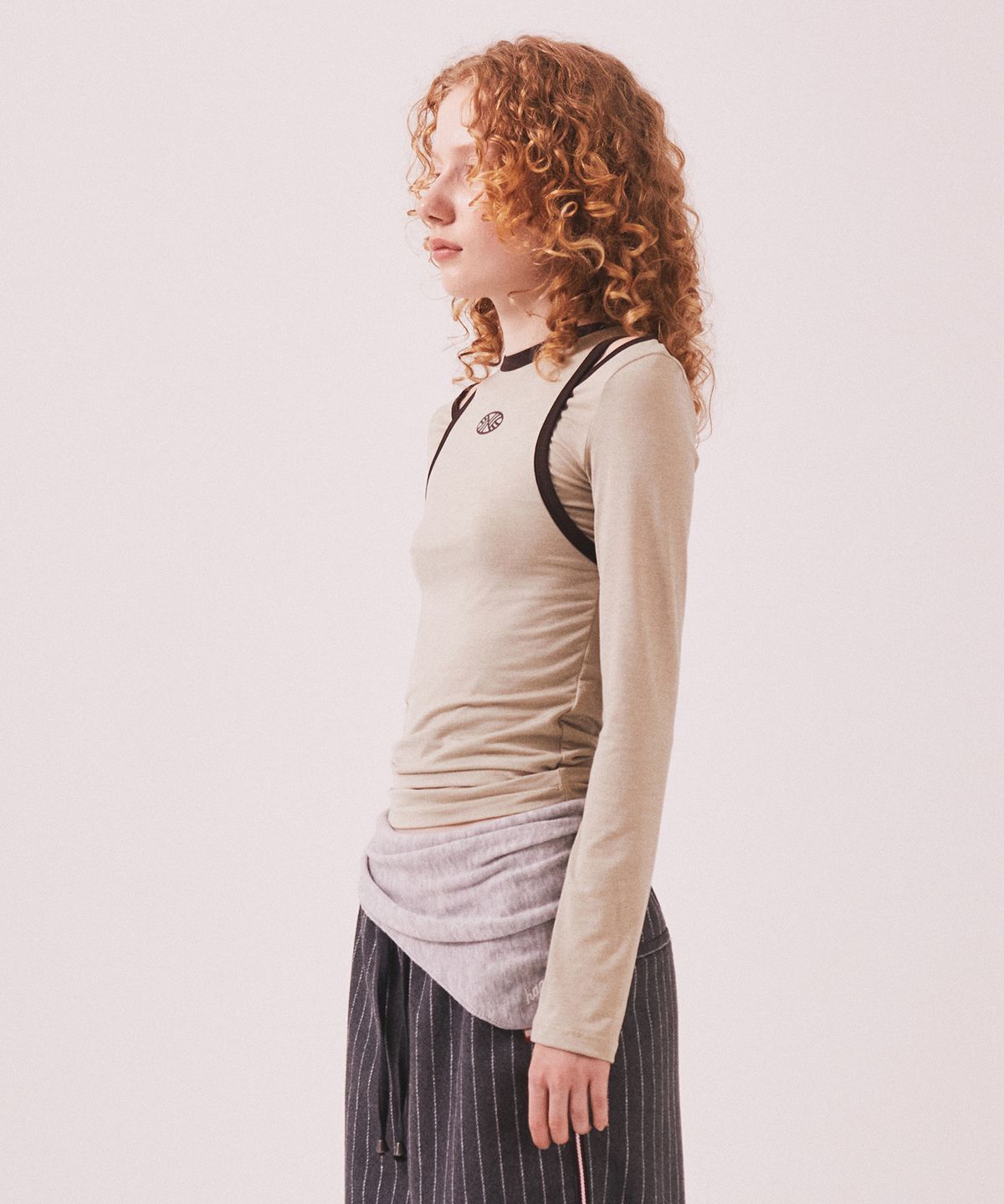 미나수(MENASOO) Stretch Layered T Shirt_Beige