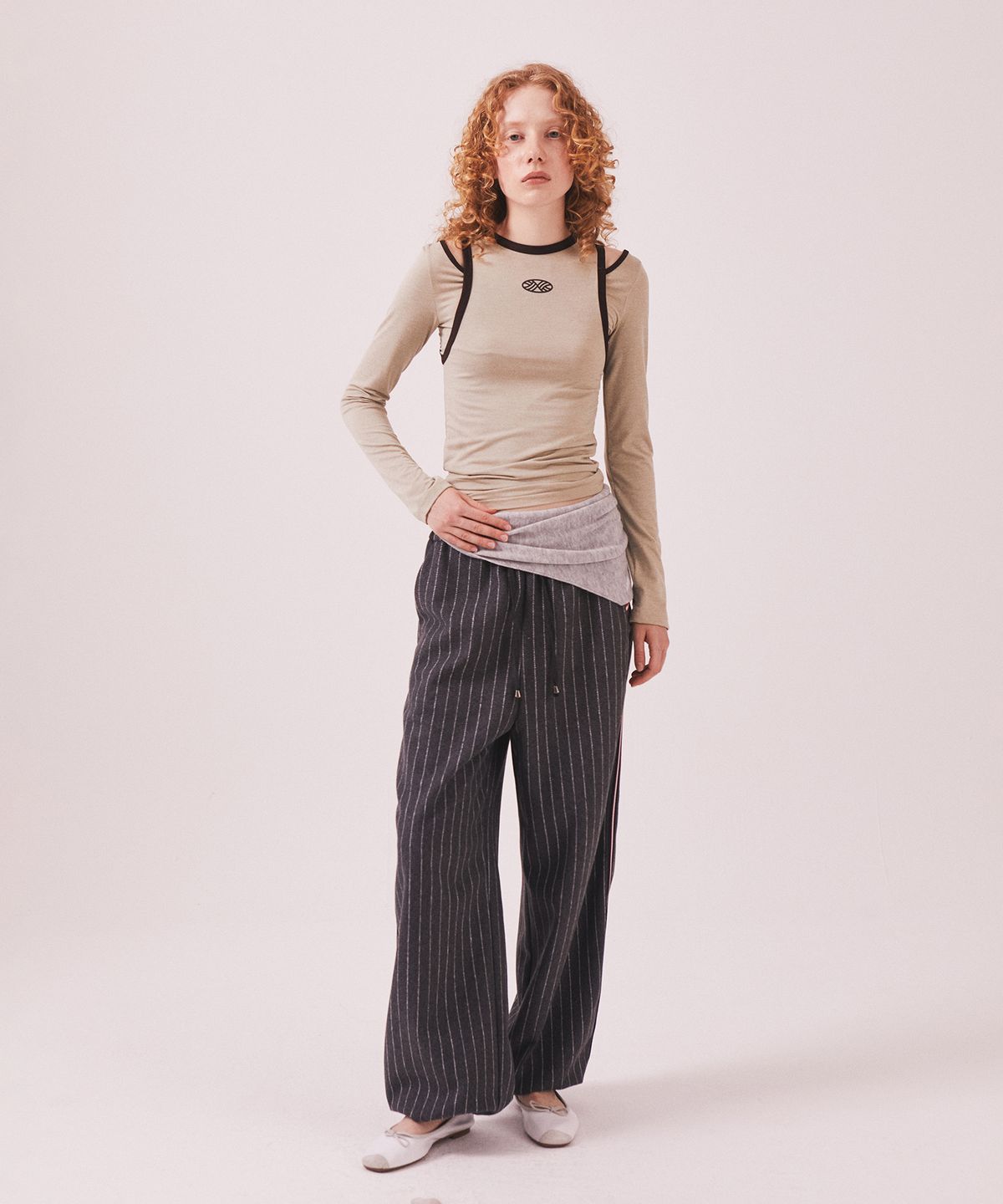 미나수(MENASOO) Stretch Layered T Shirt_Beige