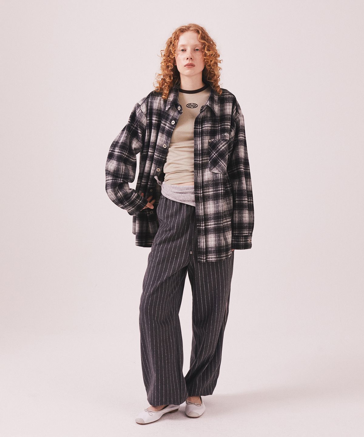 미나수(MENASOO) MNS Classic Check Oversized Shirt Jacket_Black