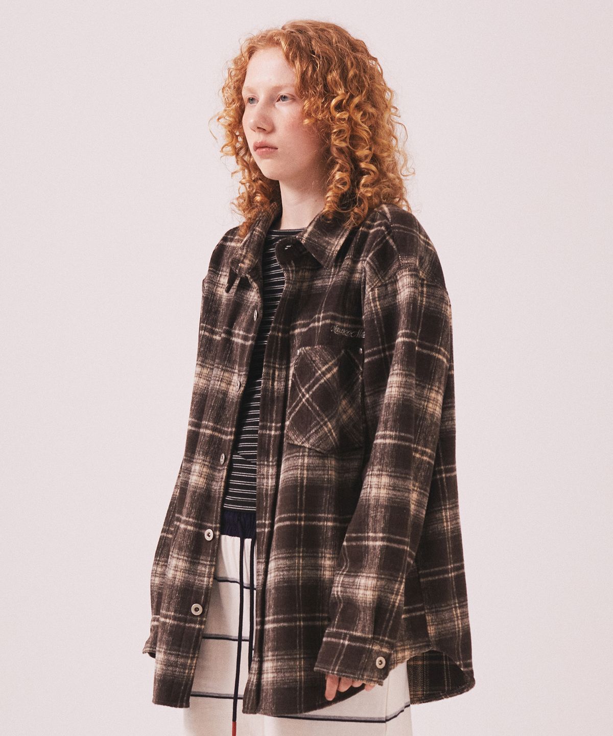 미나수(MENASOO) MNS Classic Check Oversized Shirt Jacket_Brown