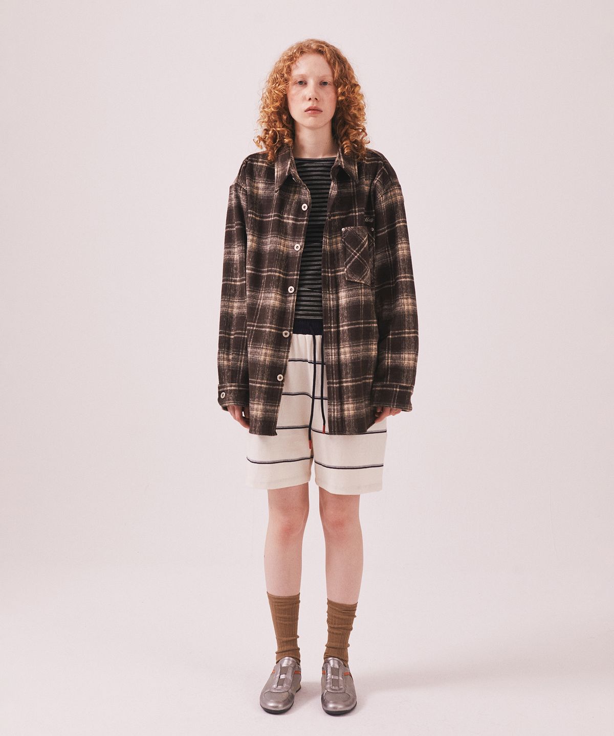 미나수(MENASOO) MNS Classic Check Oversized Shirt Jacket_Brown