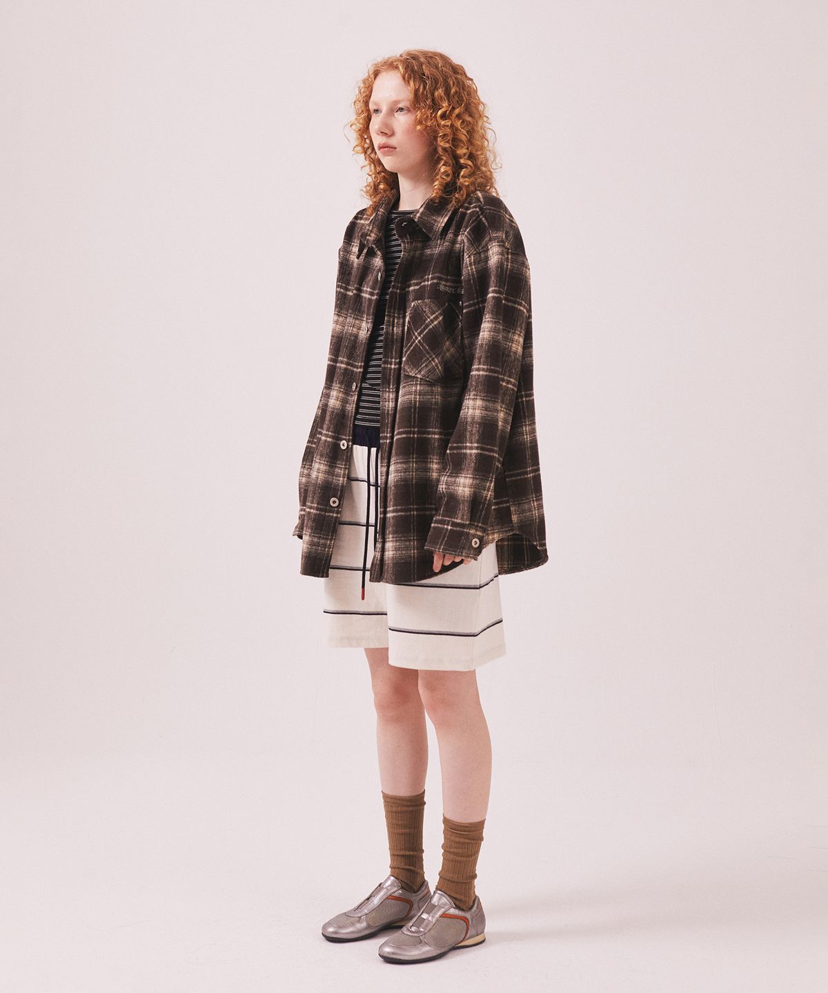 미나수(MENASOO) MNS Classic Check Oversized Shirt Jacket_Brown