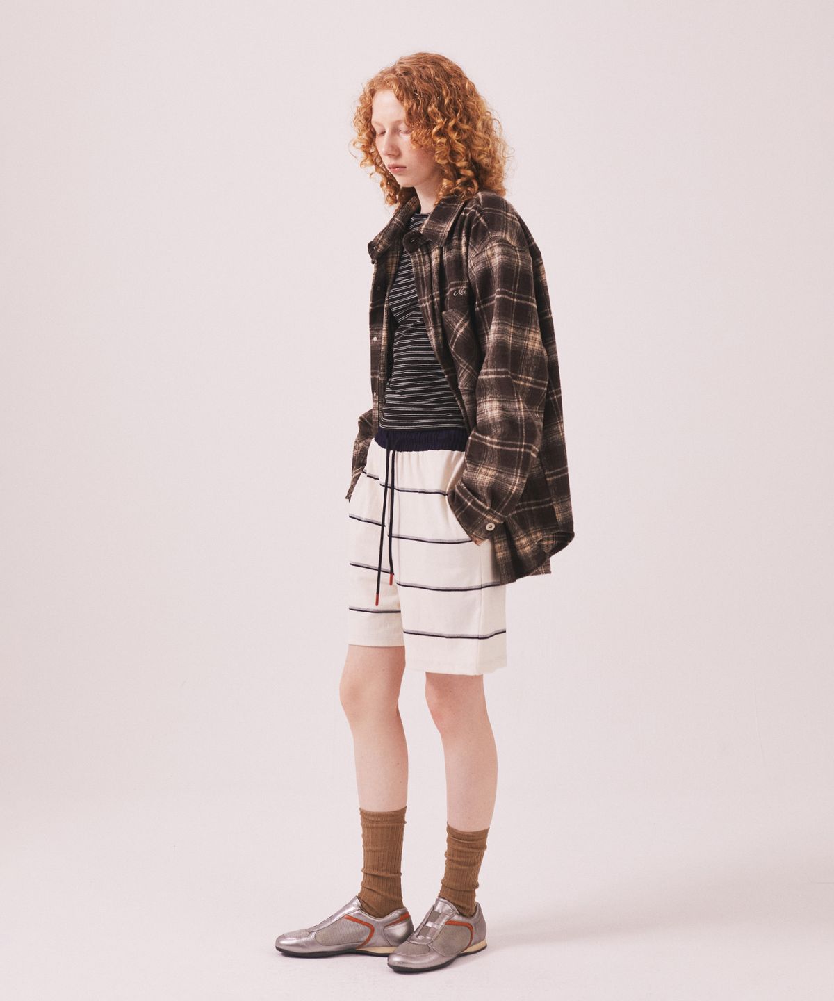 미나수(MENASOO) MNS Classic Check Oversized Shirt Jacket_Brown