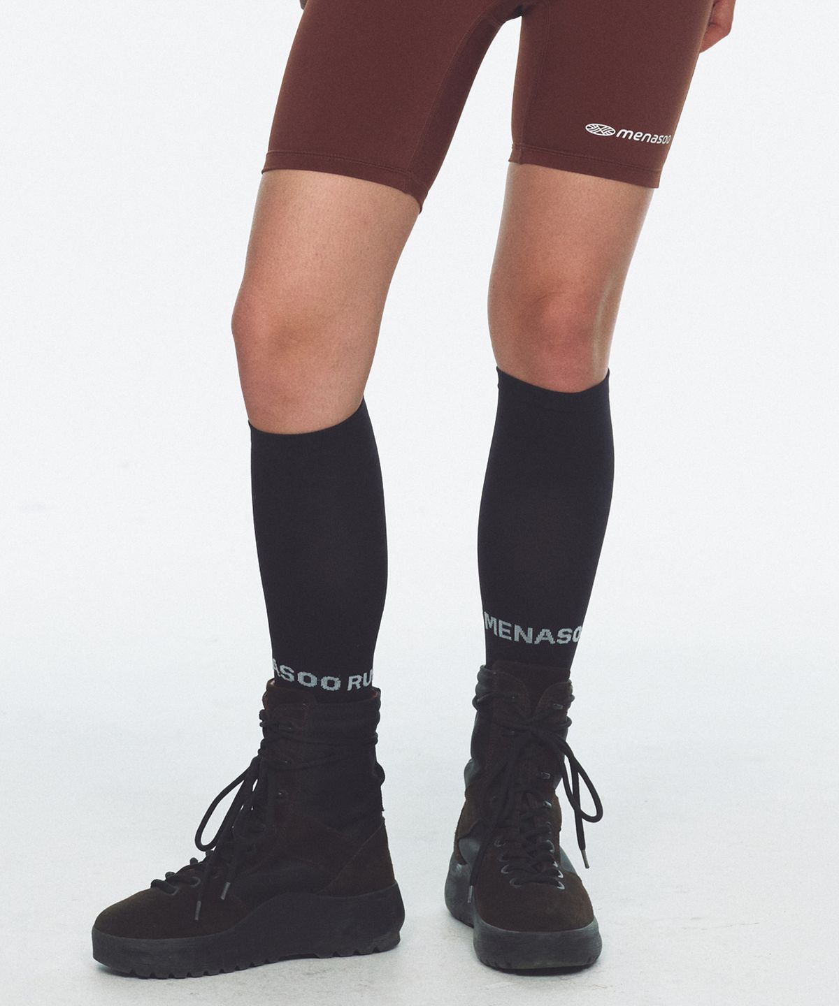 미나수(MENASOO) Menasoo Long Socks_Black