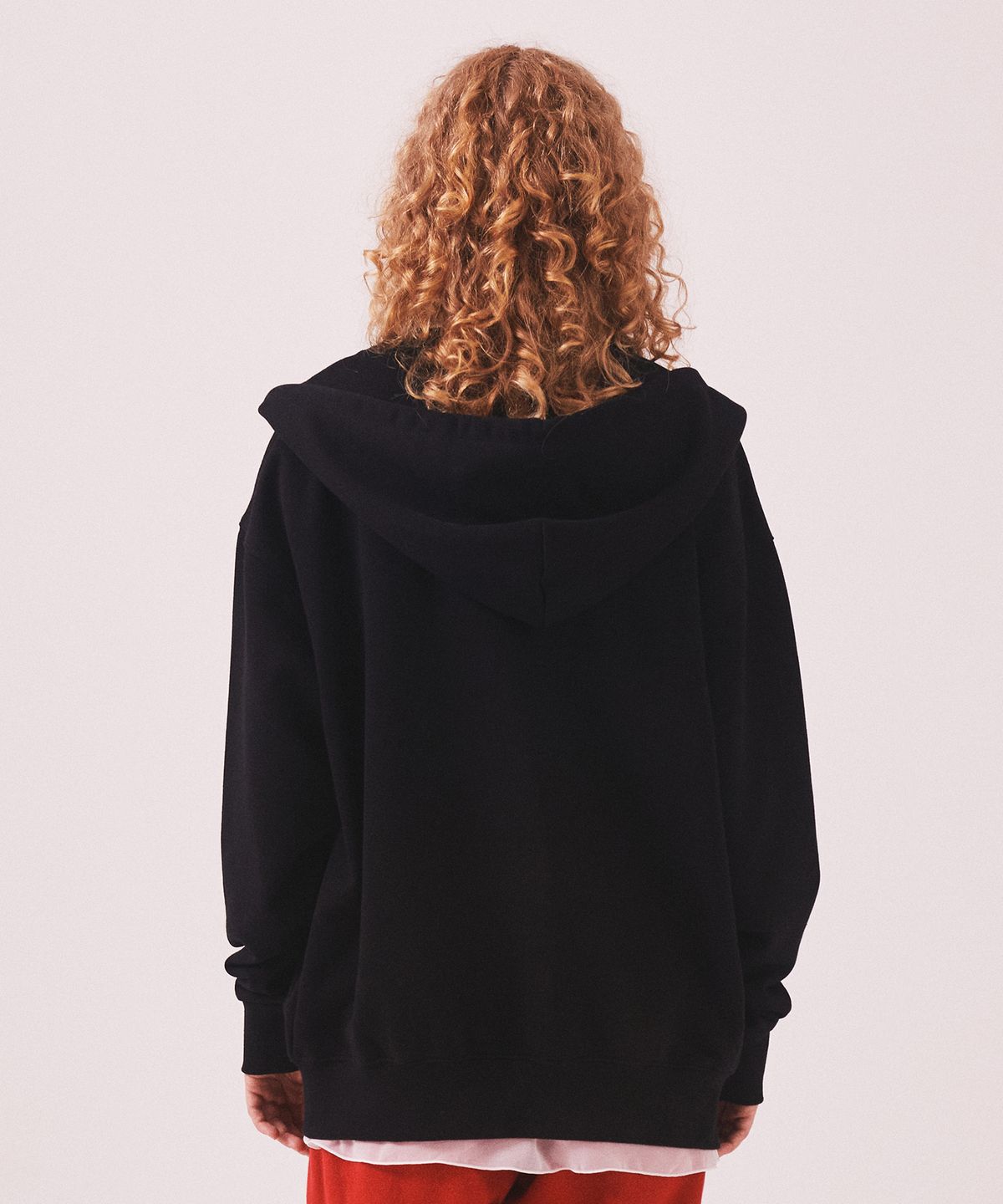 미나수(MENASOO) Menasoo Applique Two Way Hoodie Zip Up_Black