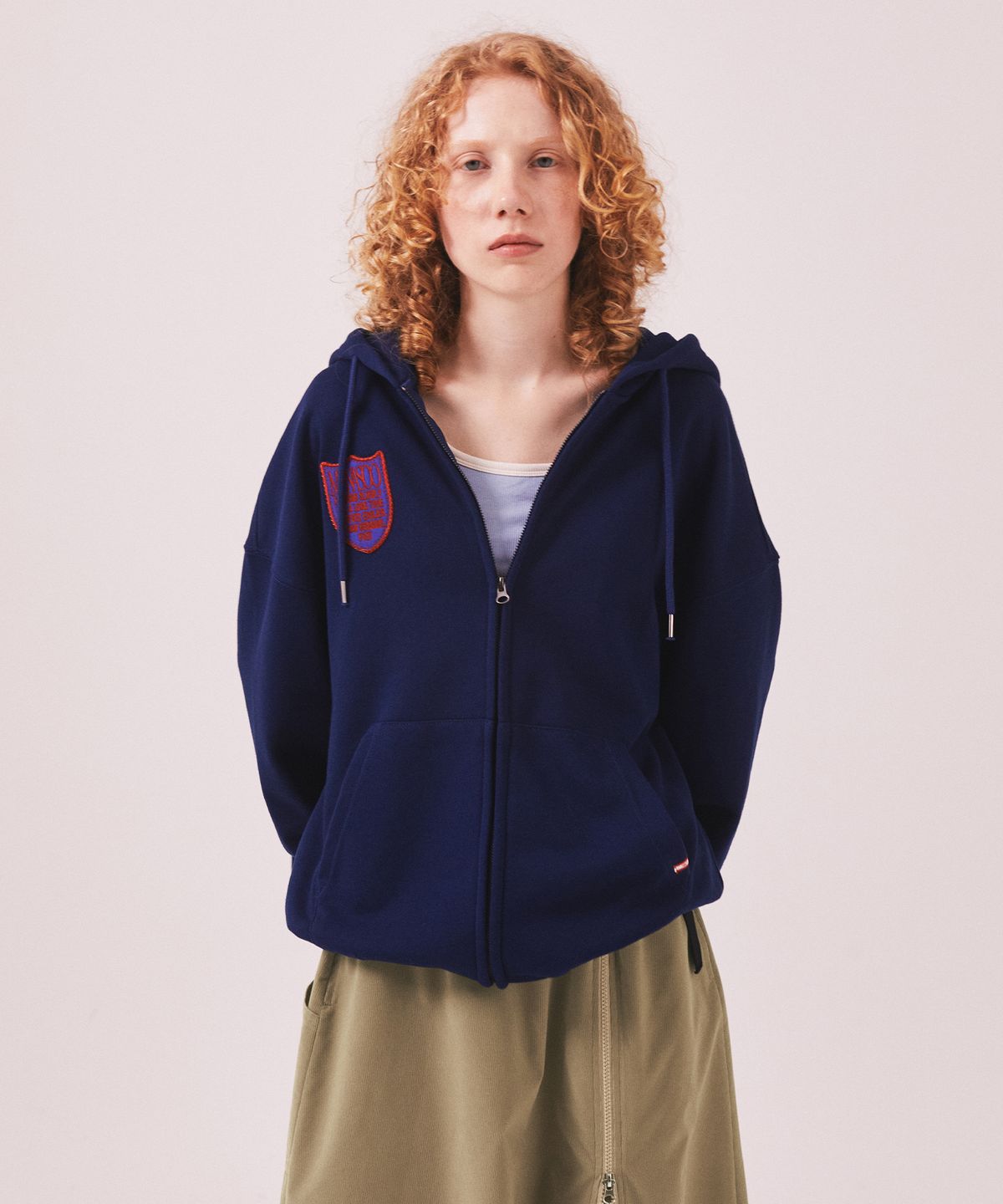 미나수(MENASOO) Menasoo Applique Two Way Hoodie Zip Up_Navy