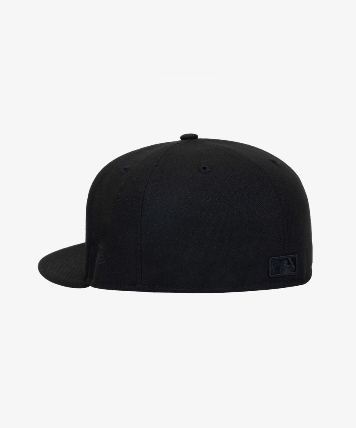 뉴에라(NEW ERA) MLB 뉴욕 양키스 베이직 피티드캡 블랙/블랙