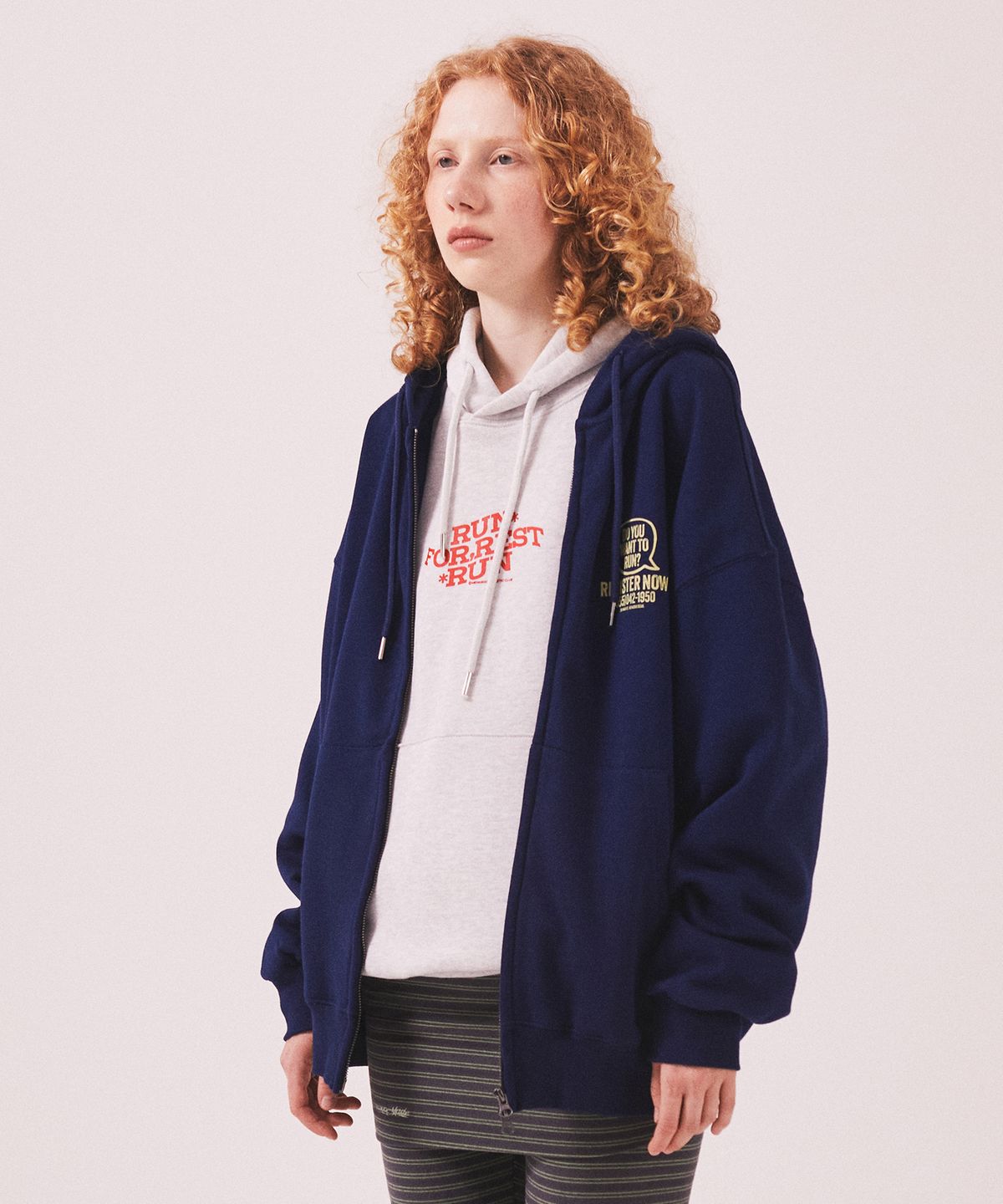 미나수(MENASOO) Menasoo Cartoon Graffiti Two Way Hoodie Zip Up_Navy