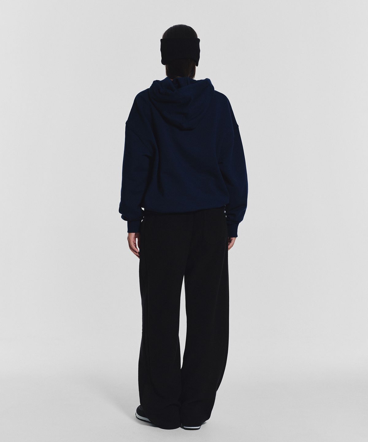 미나수(MENASOO) Menasoo Basic Hoodie_Navy