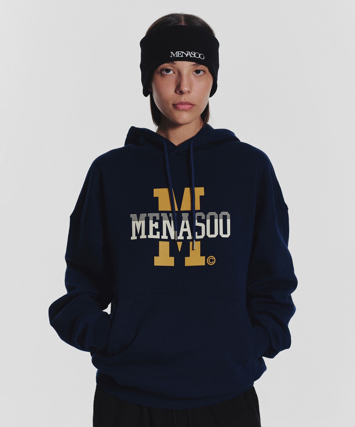 미나수(MENASOO) Menasoo Basic Hoodie_Navy