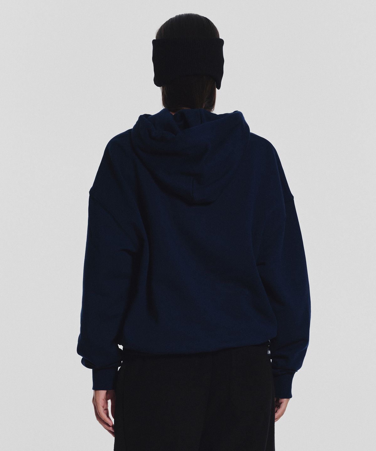 미나수(MENASOO) Menasoo Basic Hoodie_Navy