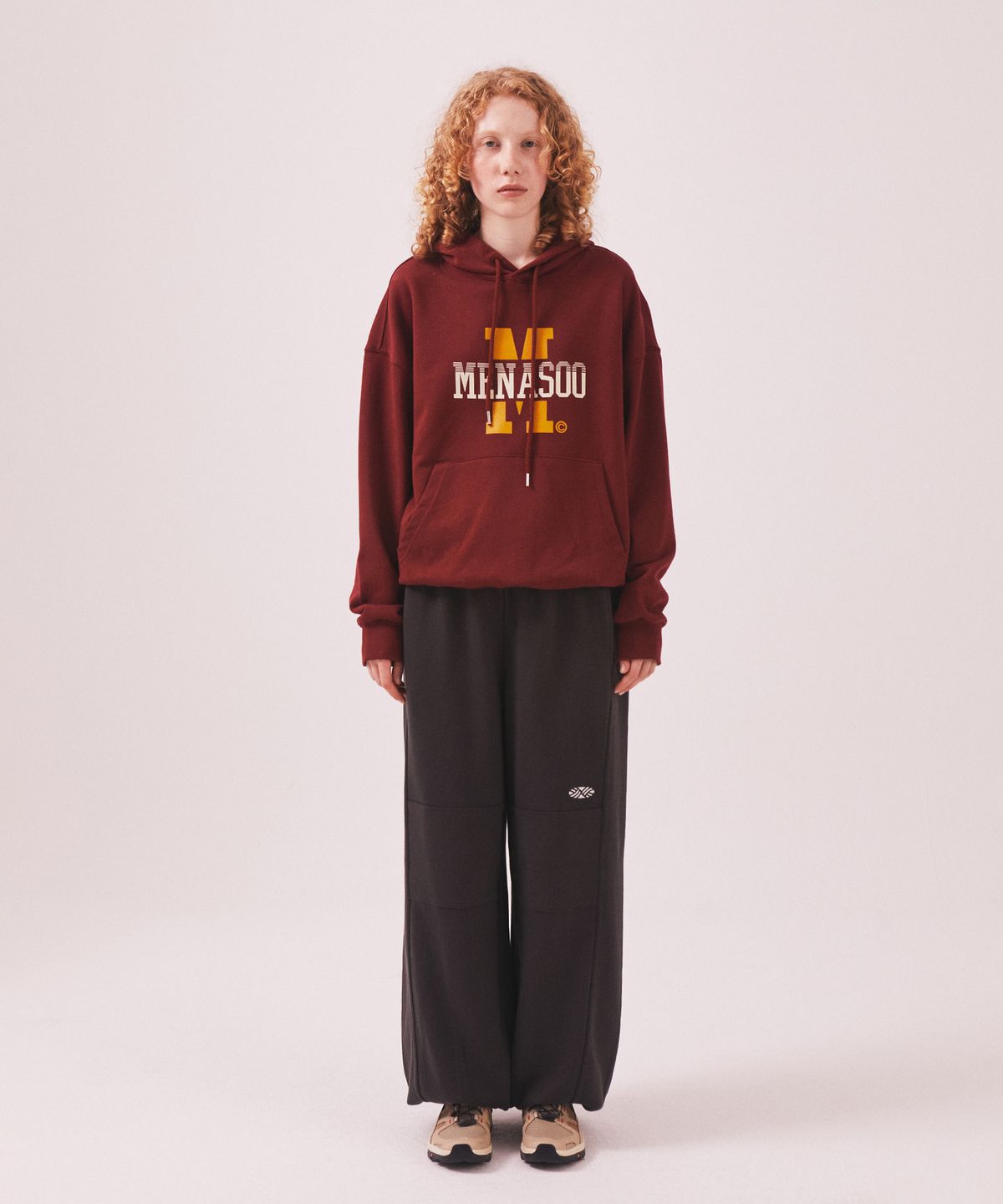 미나수(MENASOO) Menasoo Basic Hoodie_Burgundy