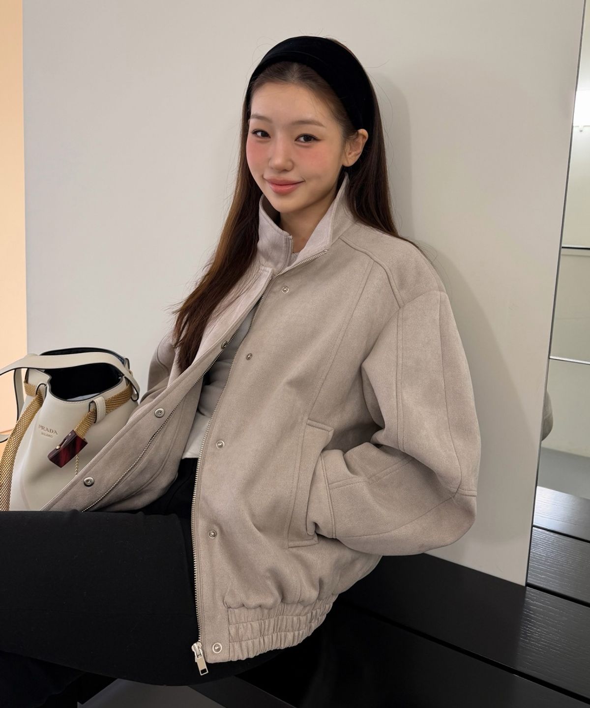 올리브 데 올리브(OLIVE DES OLIVE) 오버핏 스웨이드 블루종 점퍼 OE6XJ8740
