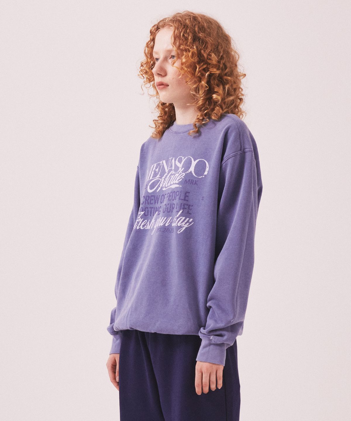 미나수(MENASOO) Menasoo Pigment Oversized Sweatshirt_Blue