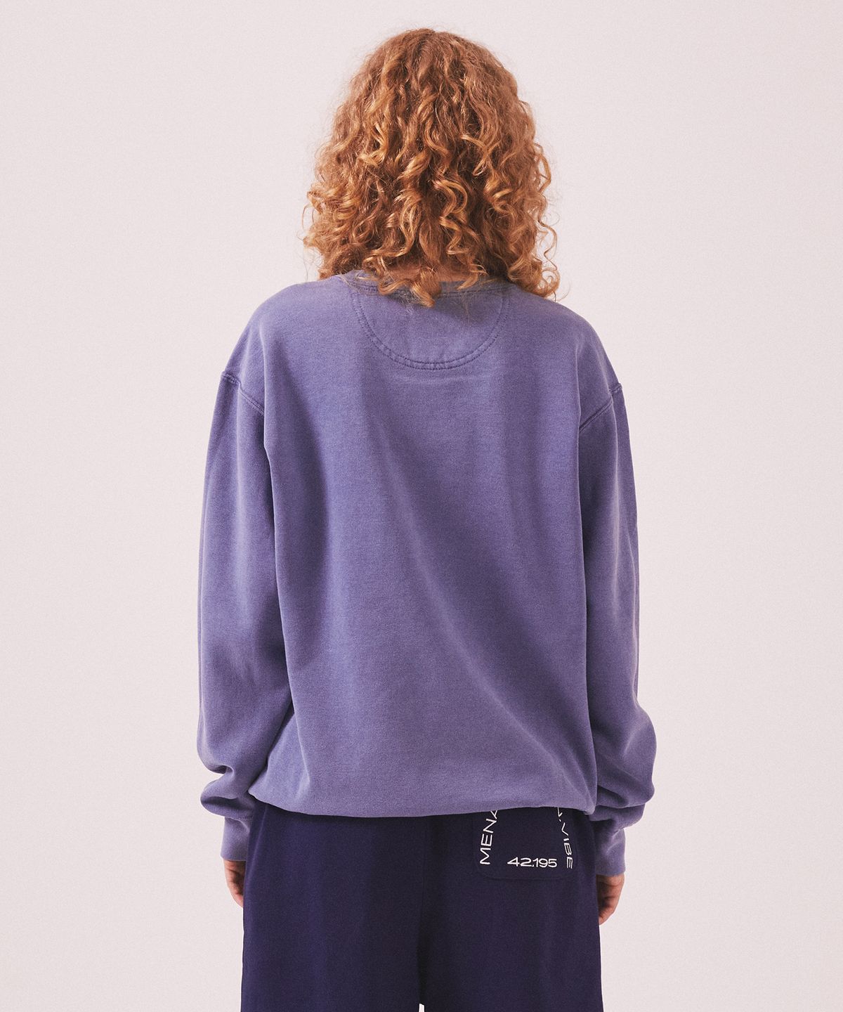 미나수(MENASOO) Menasoo Pigment Oversized Sweatshirt_Blue