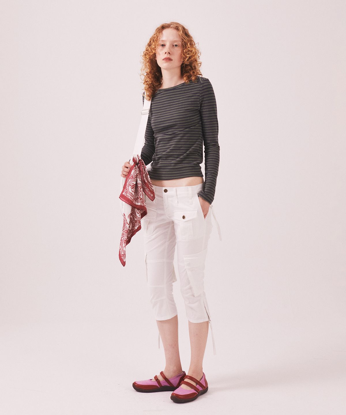 미나수(MENASOO) Brushed Striped Boatneck Long T Shirt_Khaki