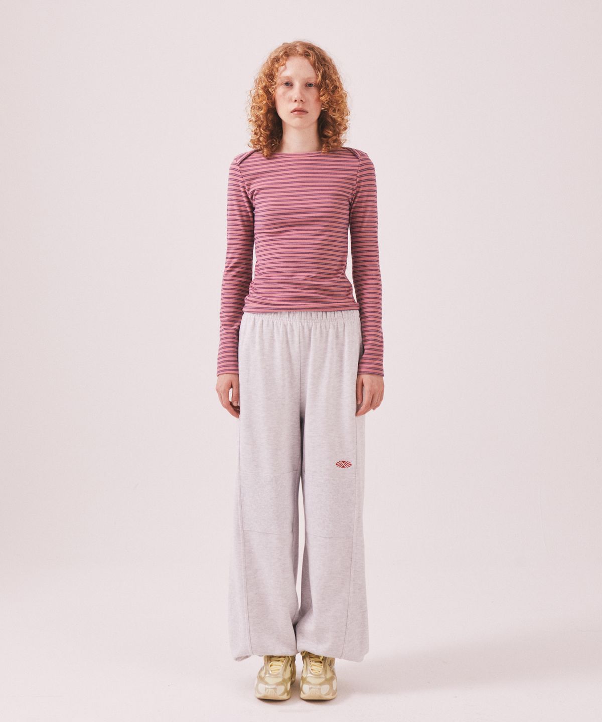 미나수(MENASOO) Brushed Striped Boatneck Long T Shirt_Pink