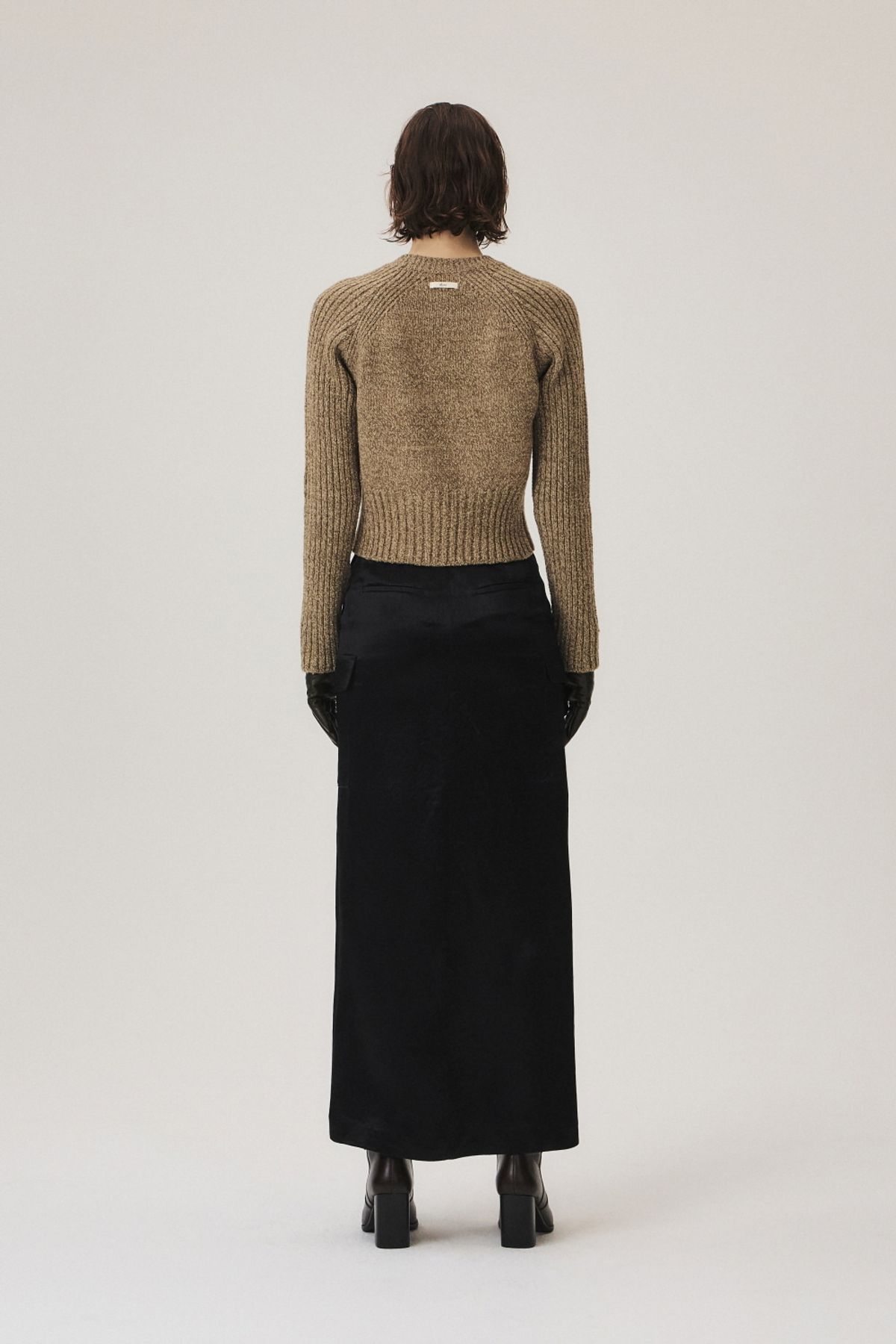 쿠메(KUMÉ) H-line Pocket Long Skirt, Black