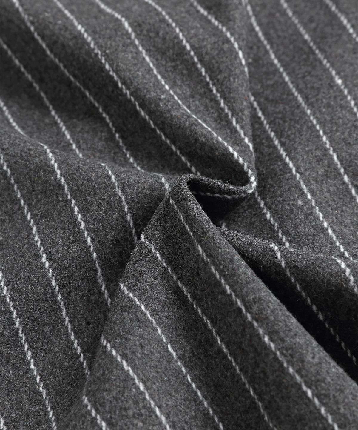 미나수(MENASOO) MNS Pinstripe Wide Brushed Pants_Gray